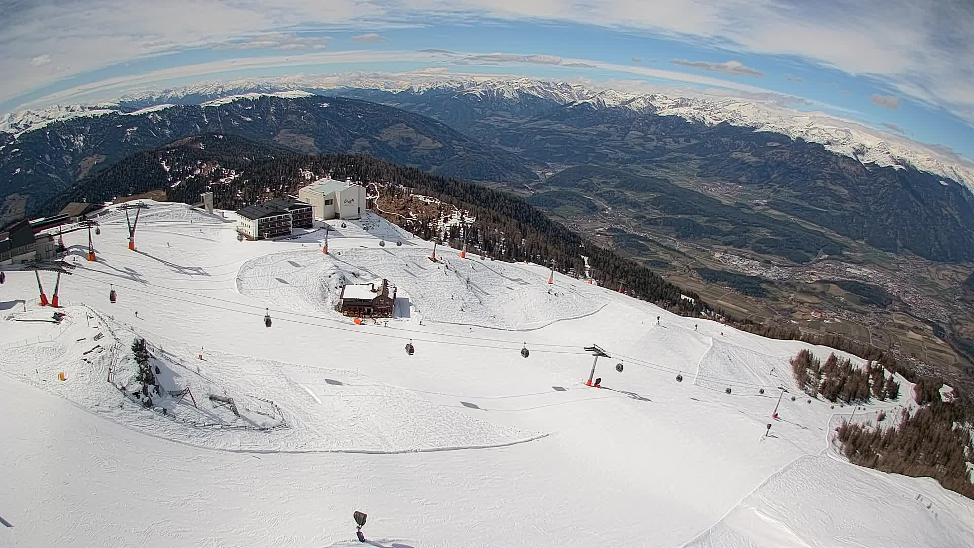 Smučišče Kronplatz – vrh | pogled na Bruneck