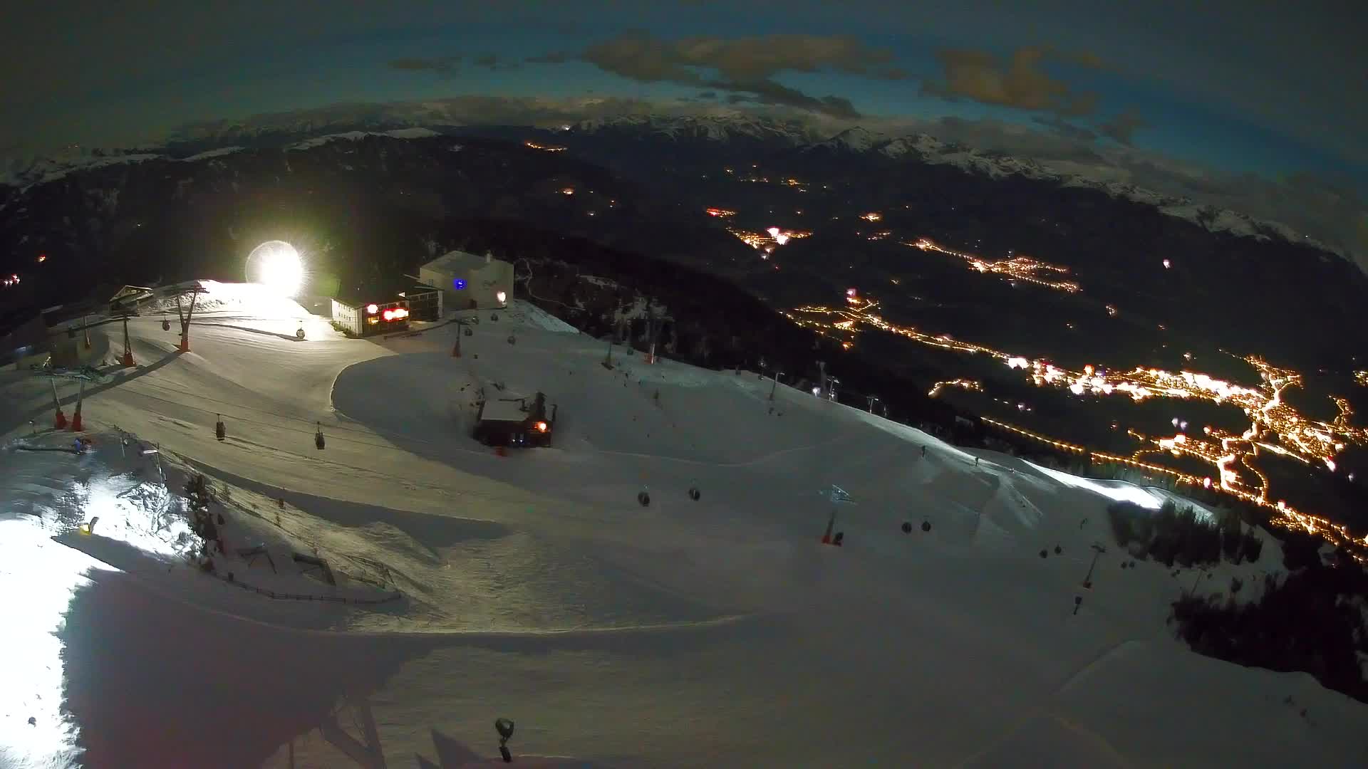 Station de ski Kronplatz sommet | vue sur Brunico