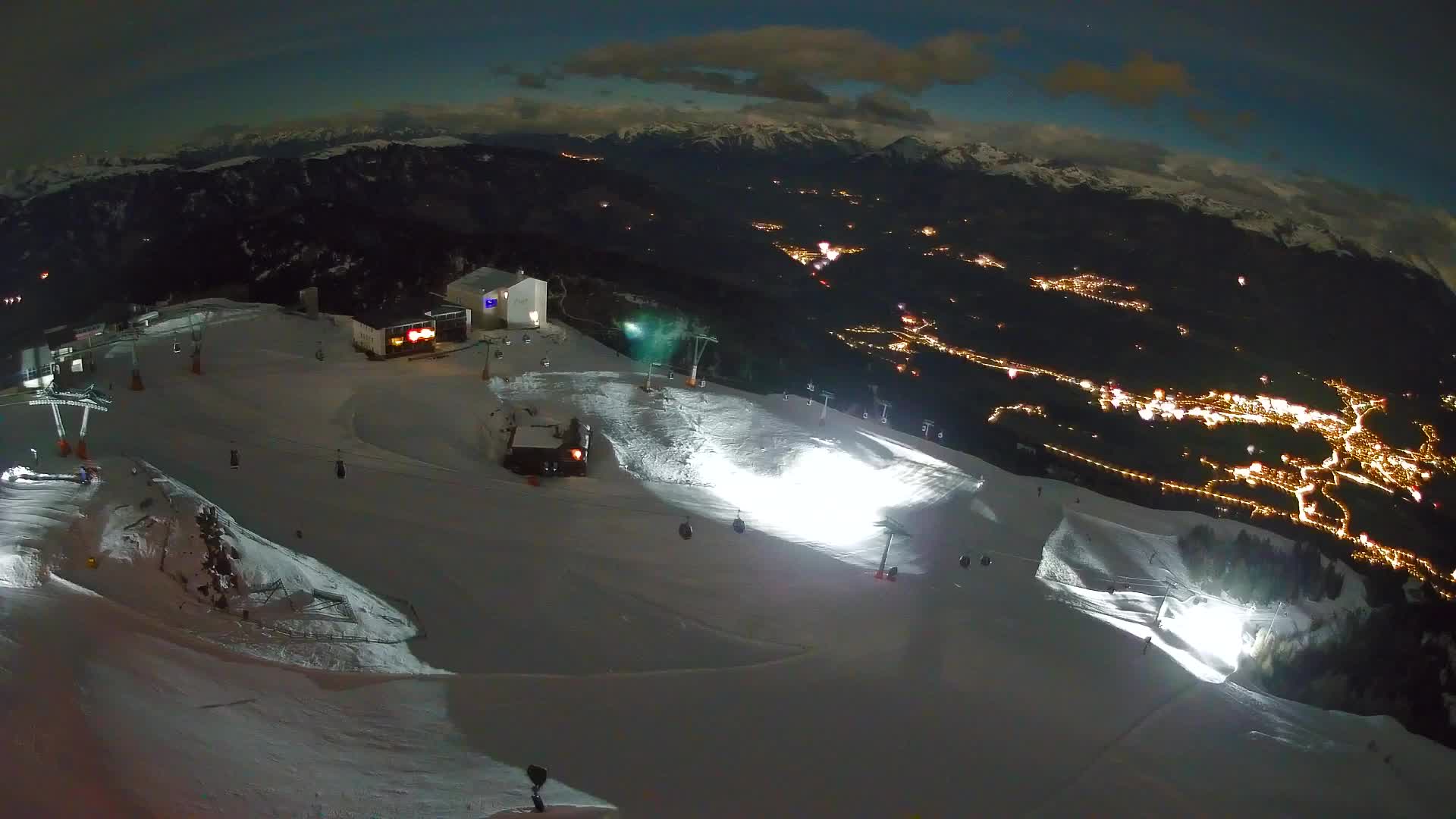 Kronplatz peak Ski resort | view to Bruneck