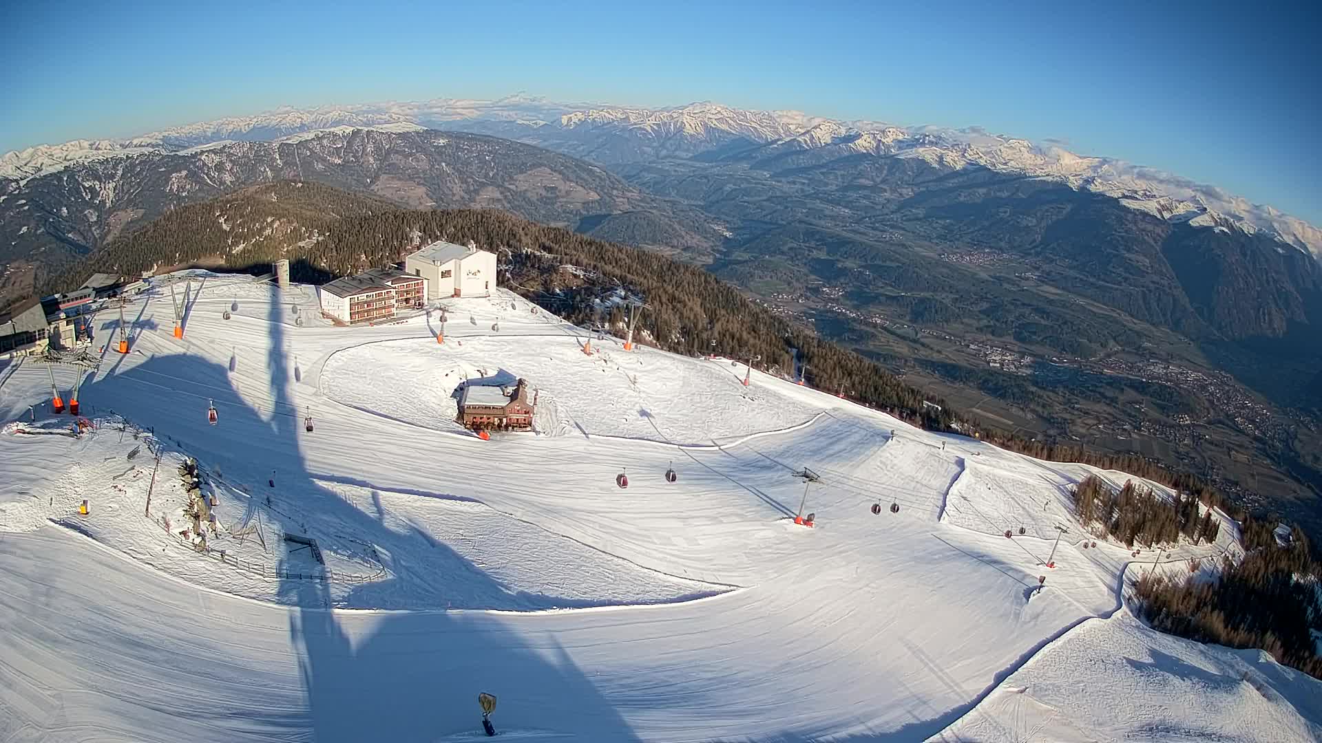 Station de ski Kronplatz sommet | vue sur Brunico