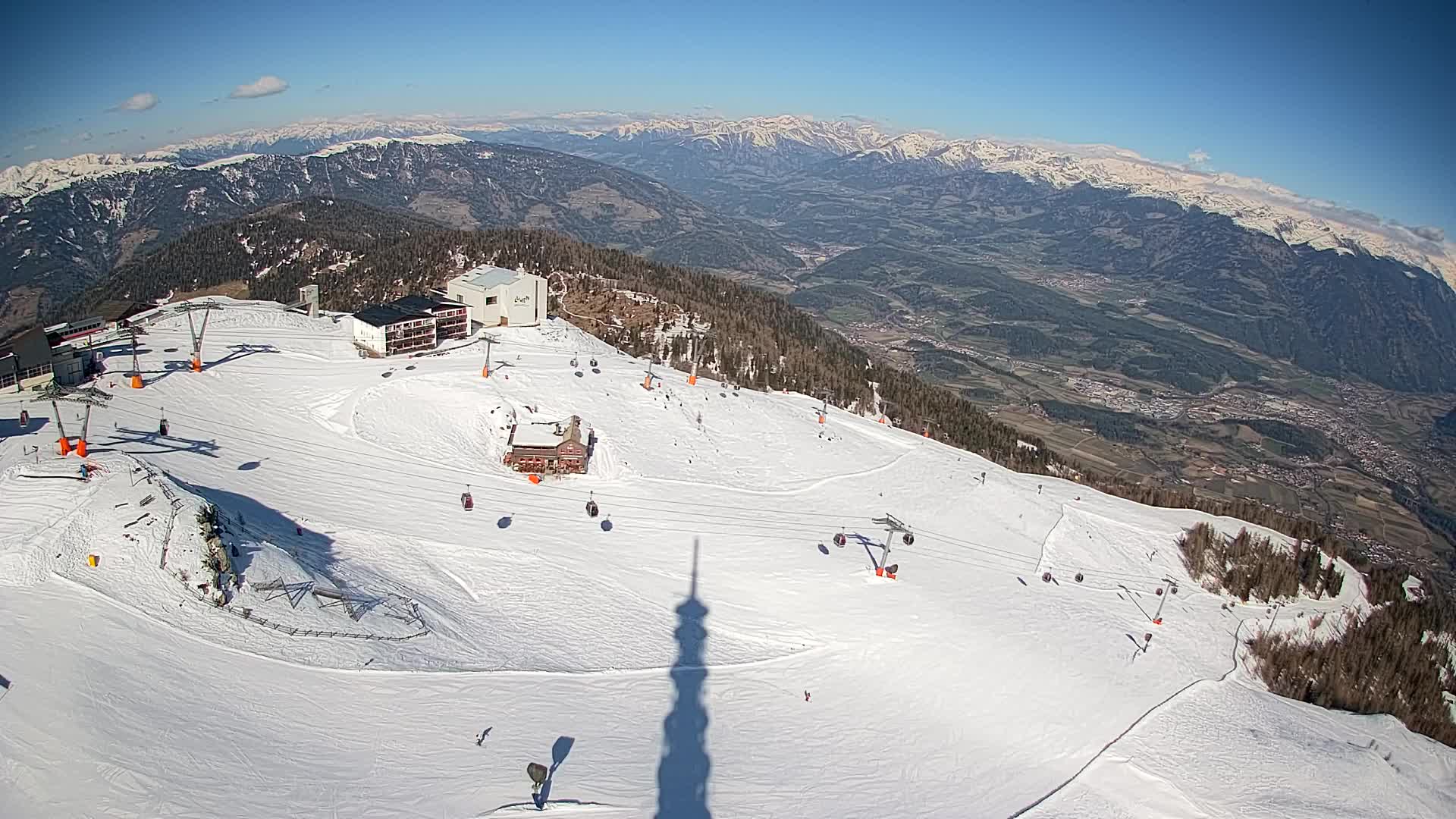Station de ski Kronplatz sommet | vue sur Brunico