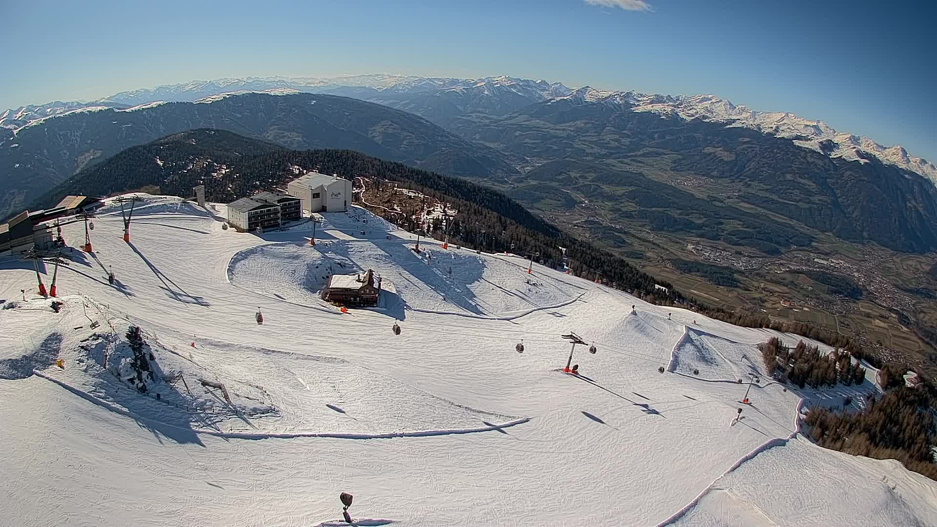 Kronplatz peak Ski resort | view to Bruneck