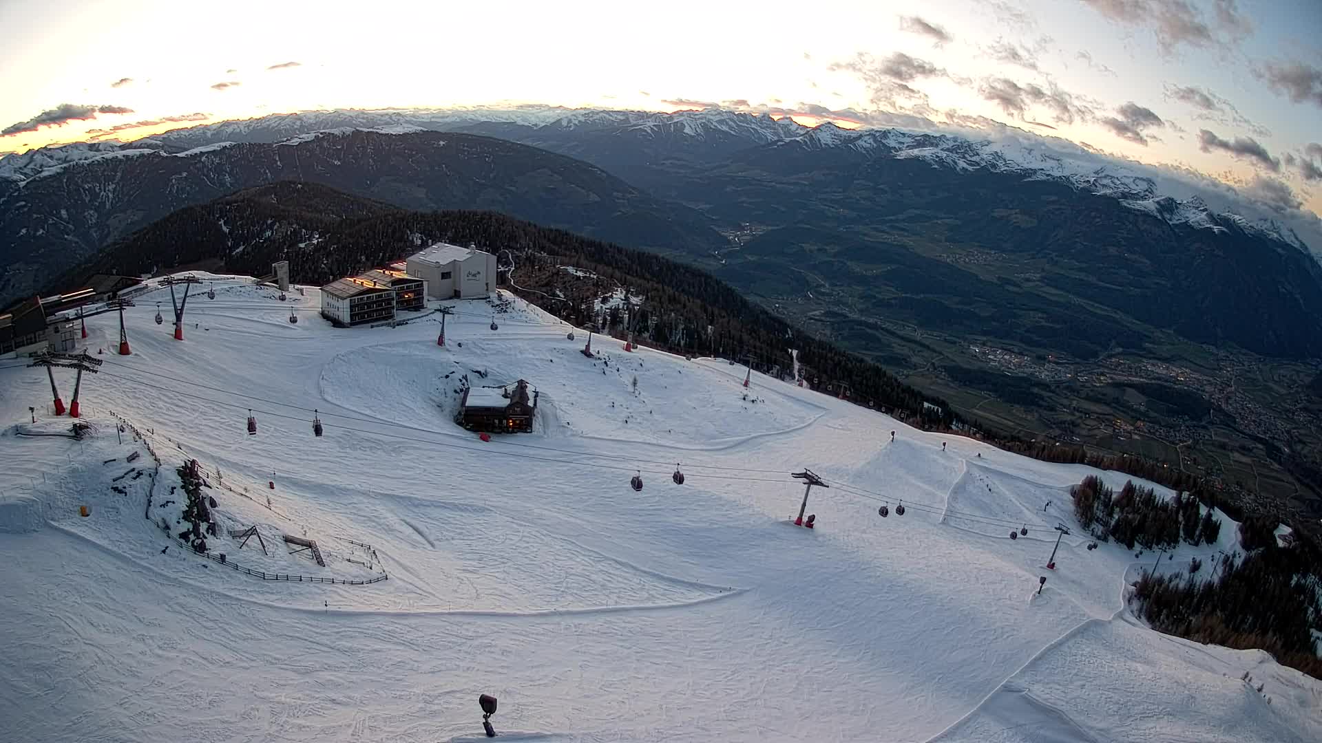 Skijalište Kronplatz – vrh | pogled na Bruneck