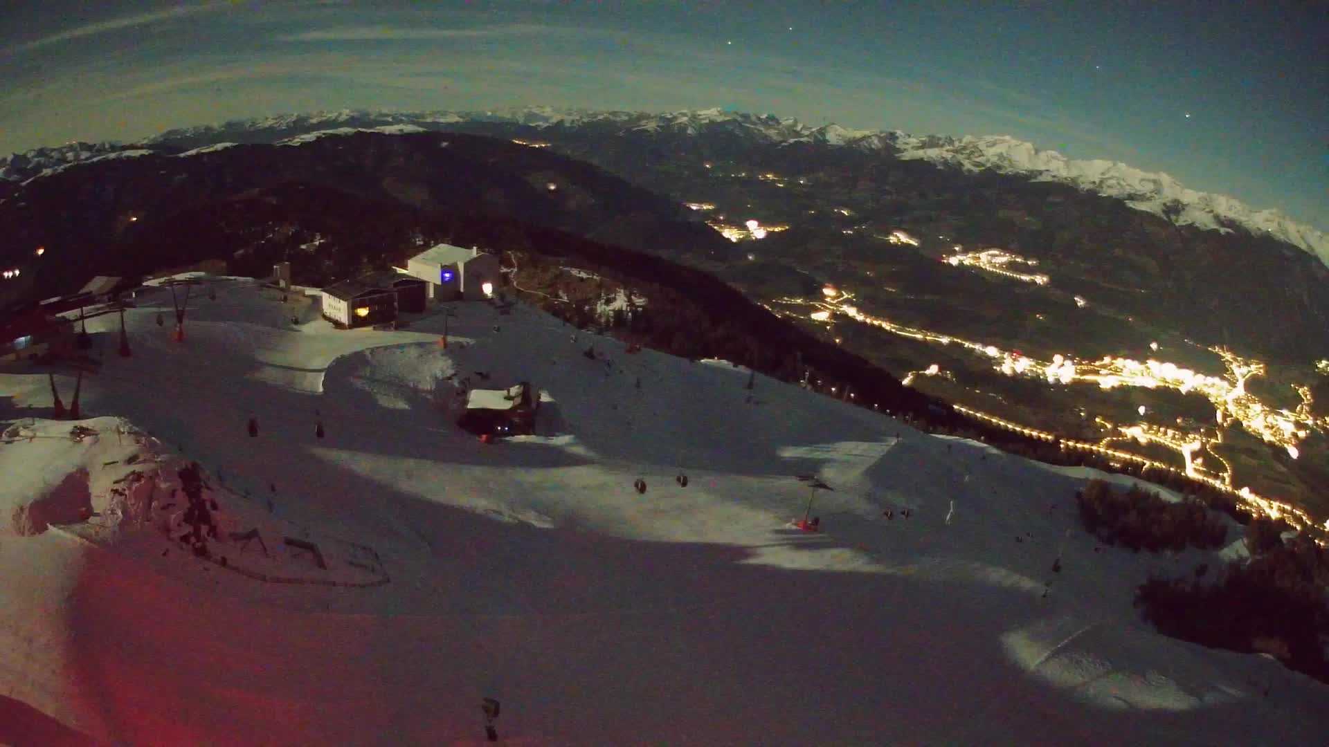 Skigebiet Kronplatz Gipfel | Blick auf Bruneck