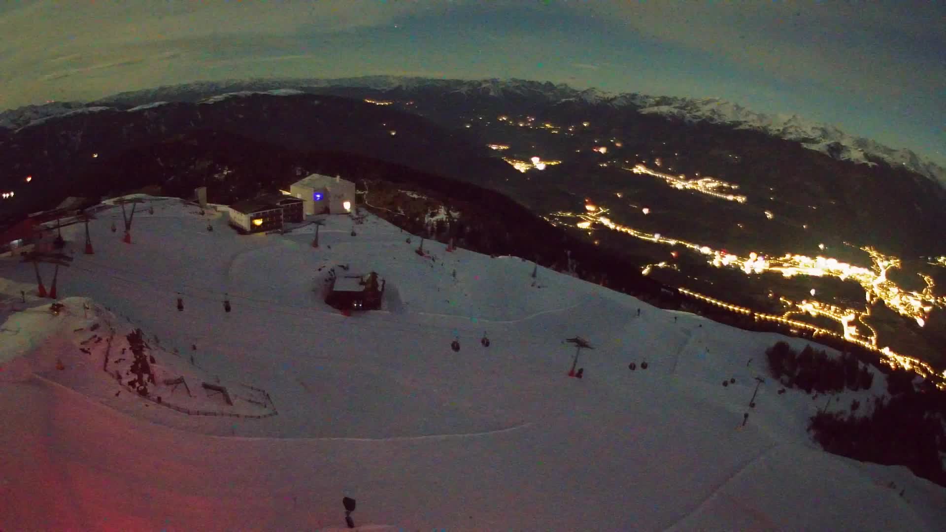Station de ski Kronplatz sommet | vue sur Brunico