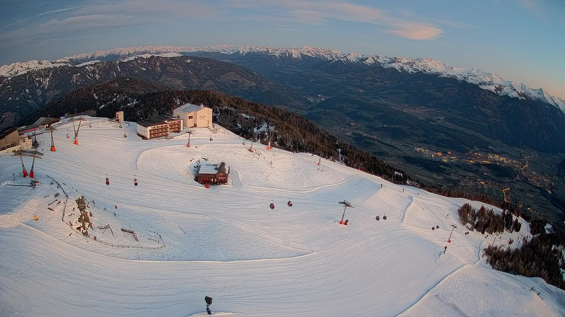 Station de ski Kronplatz sommet | vue sur Brunico