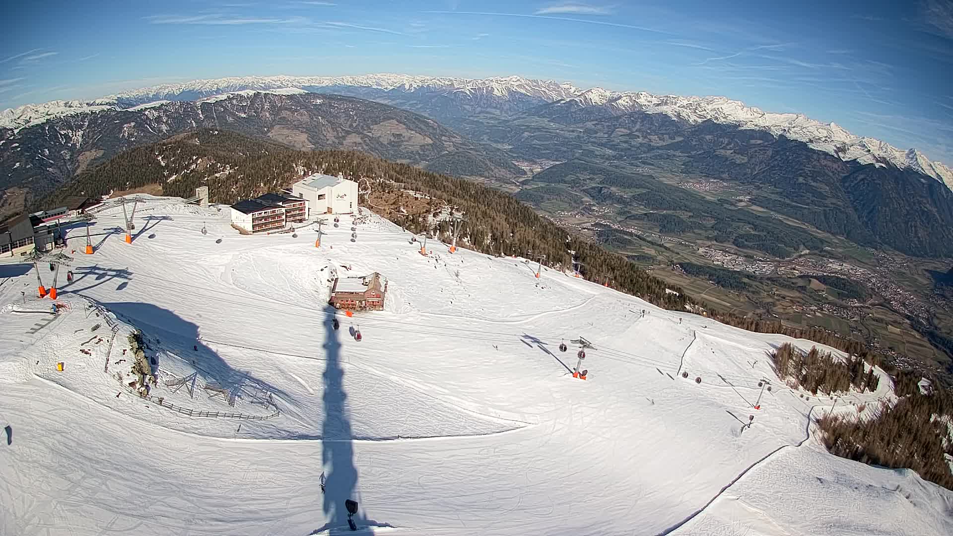 Station de ski Kronplatz sommet | vue sur Brunico