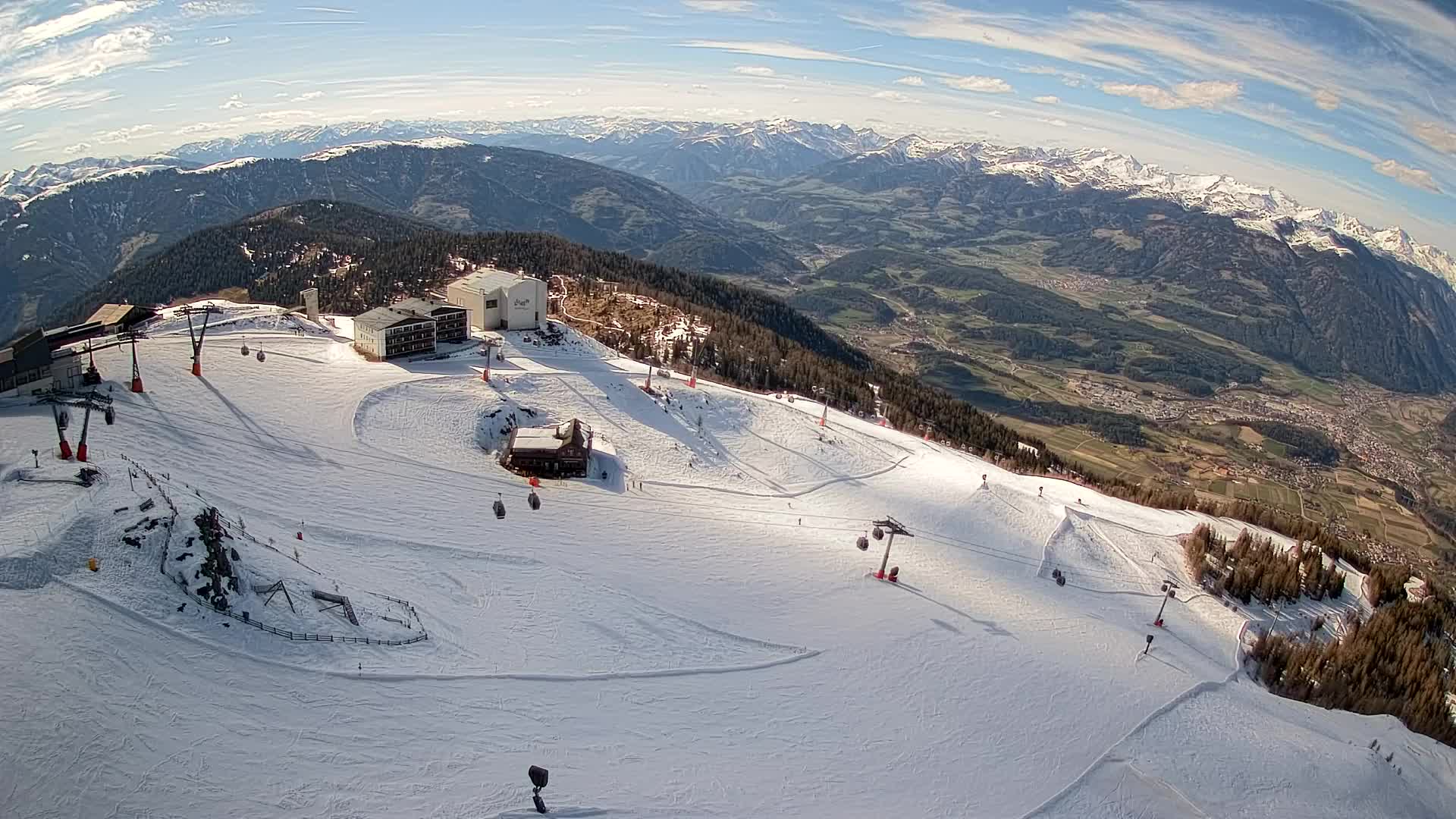Station de ski Kronplatz sommet | vue sur Brunico