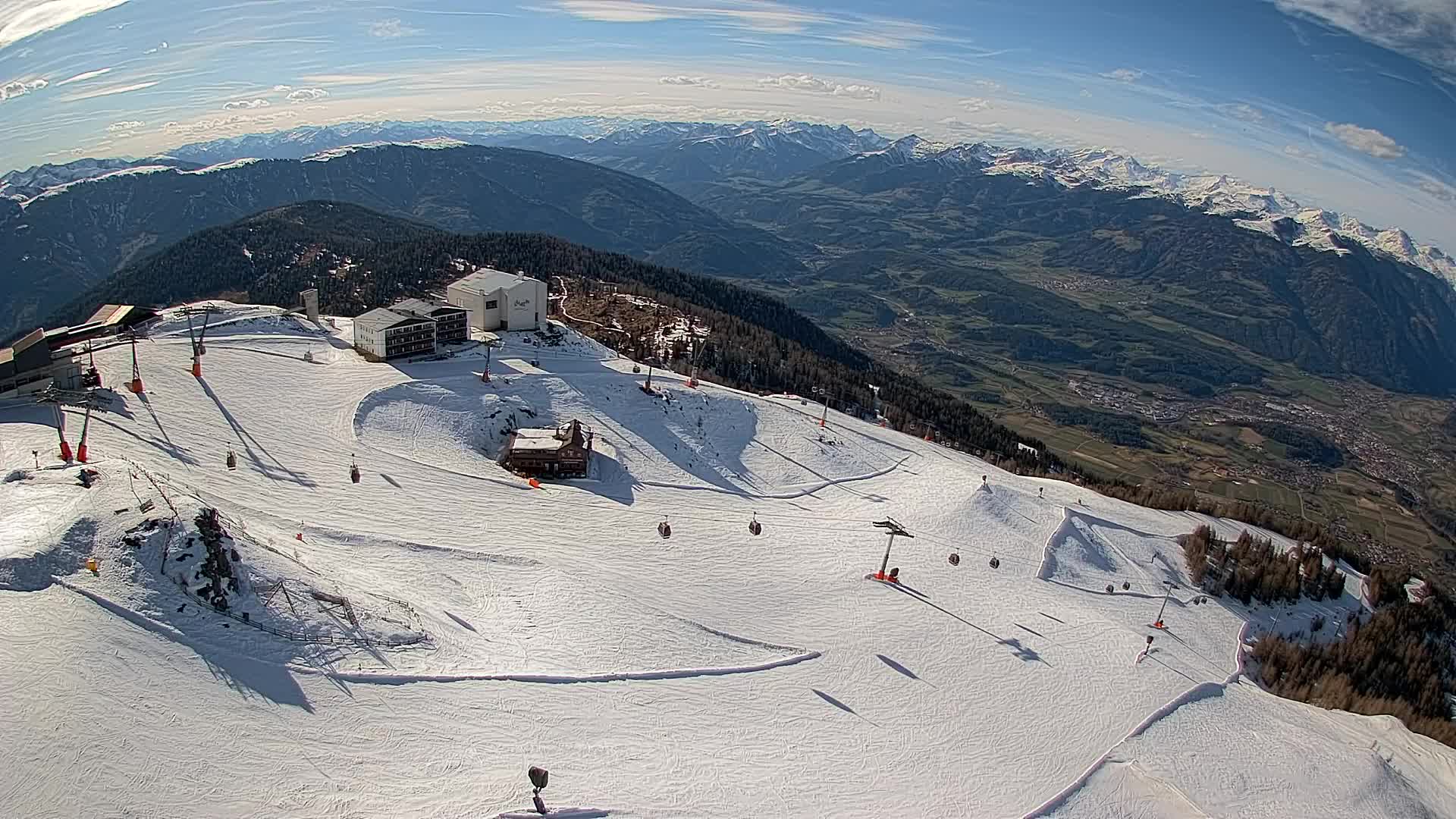 Station de ski Kronplatz sommet | vue sur Brunico