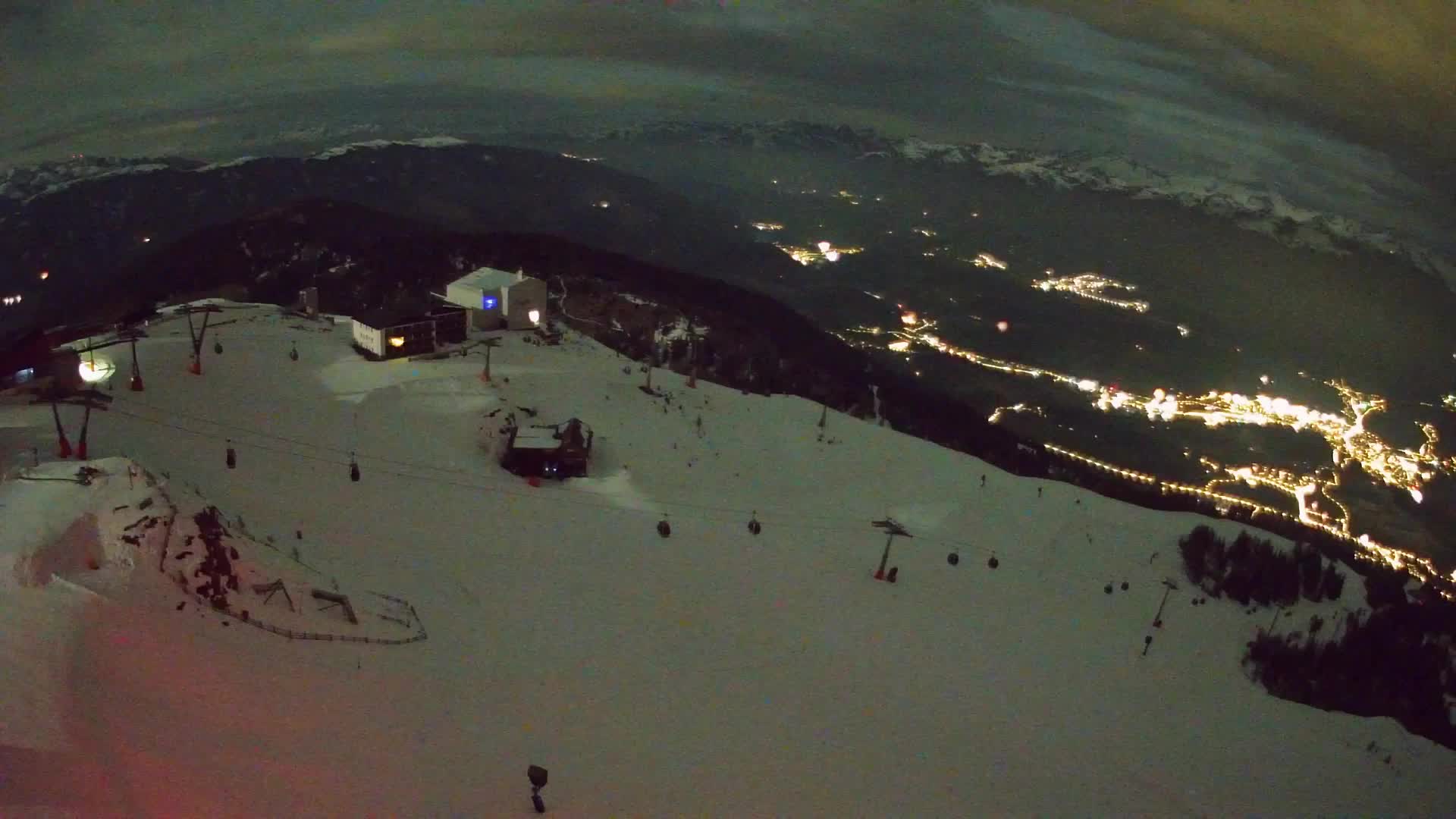 Skigebiet Kronplatz Gipfel | Blick auf Bruneck