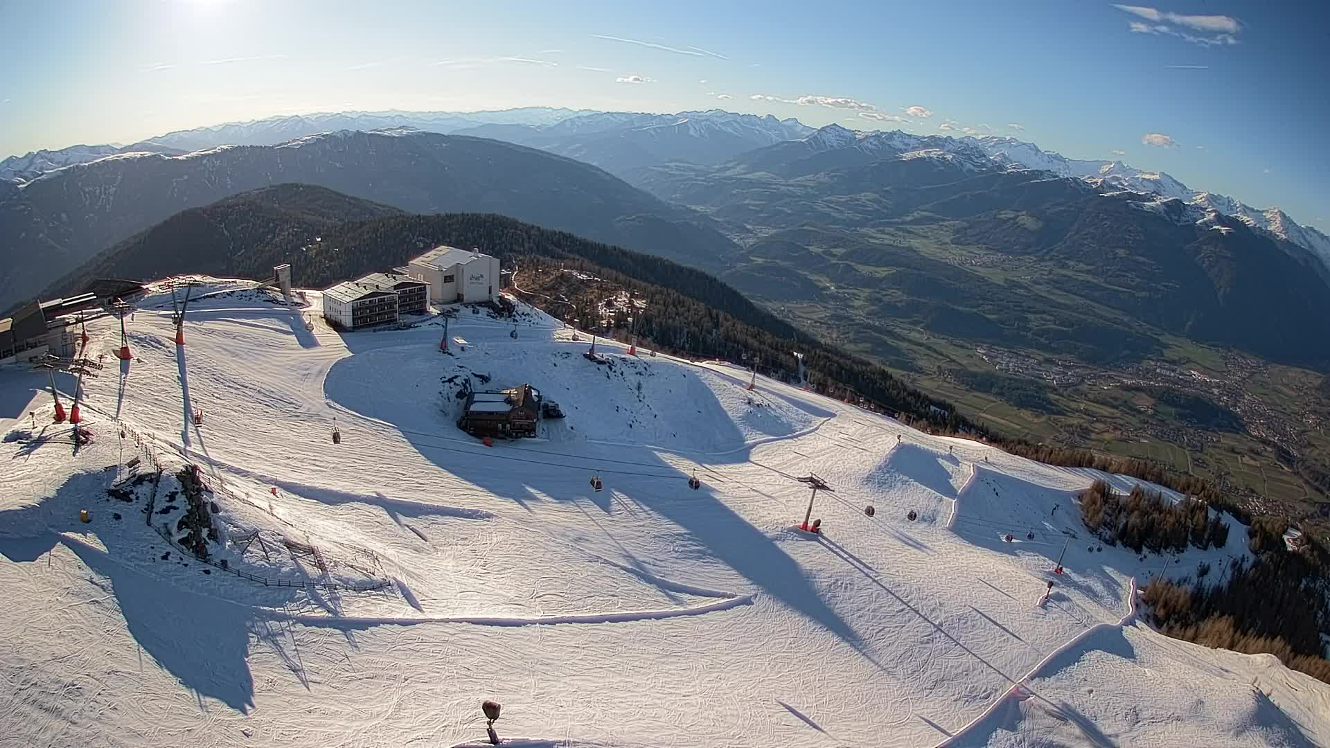 Skigebiet Kronplatz Gipfel | Blick auf Bruneck