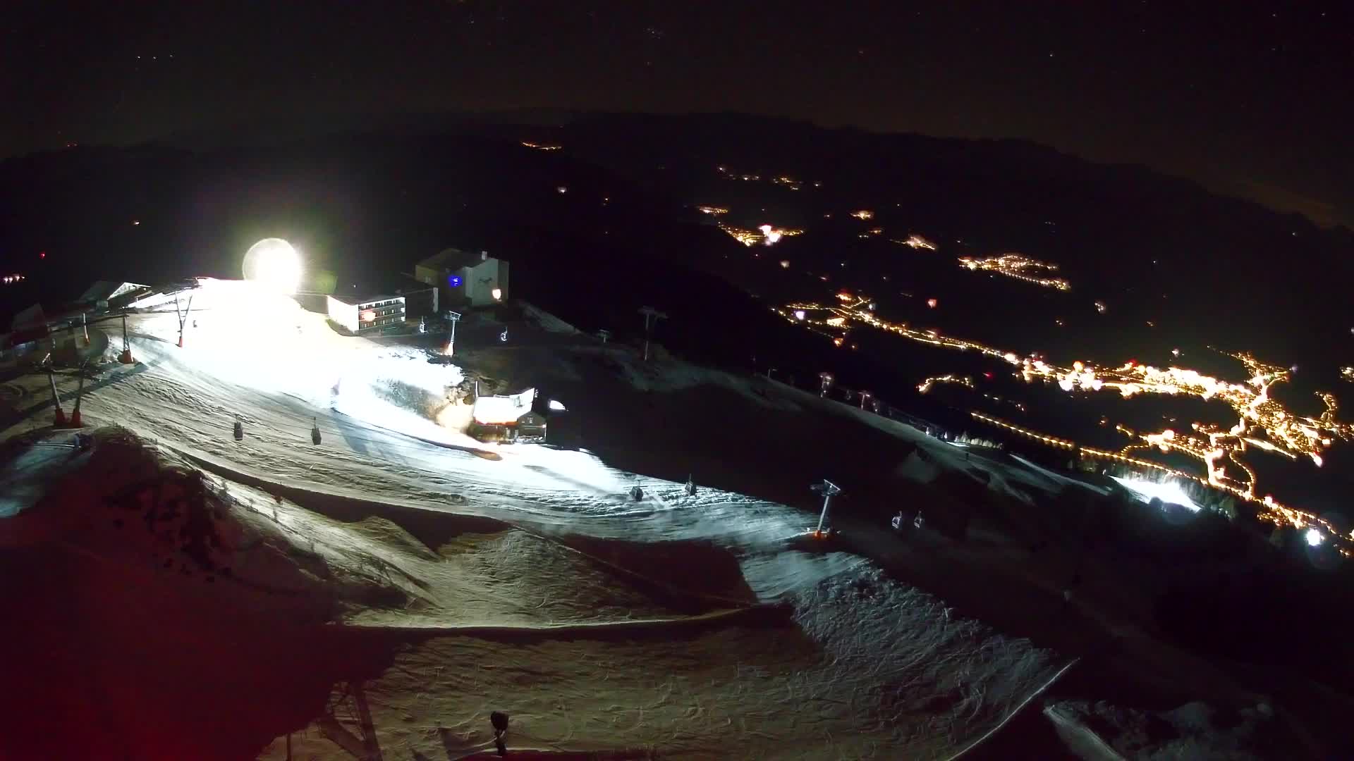 Kronplatz peak Ski resort | view to Bruneck
