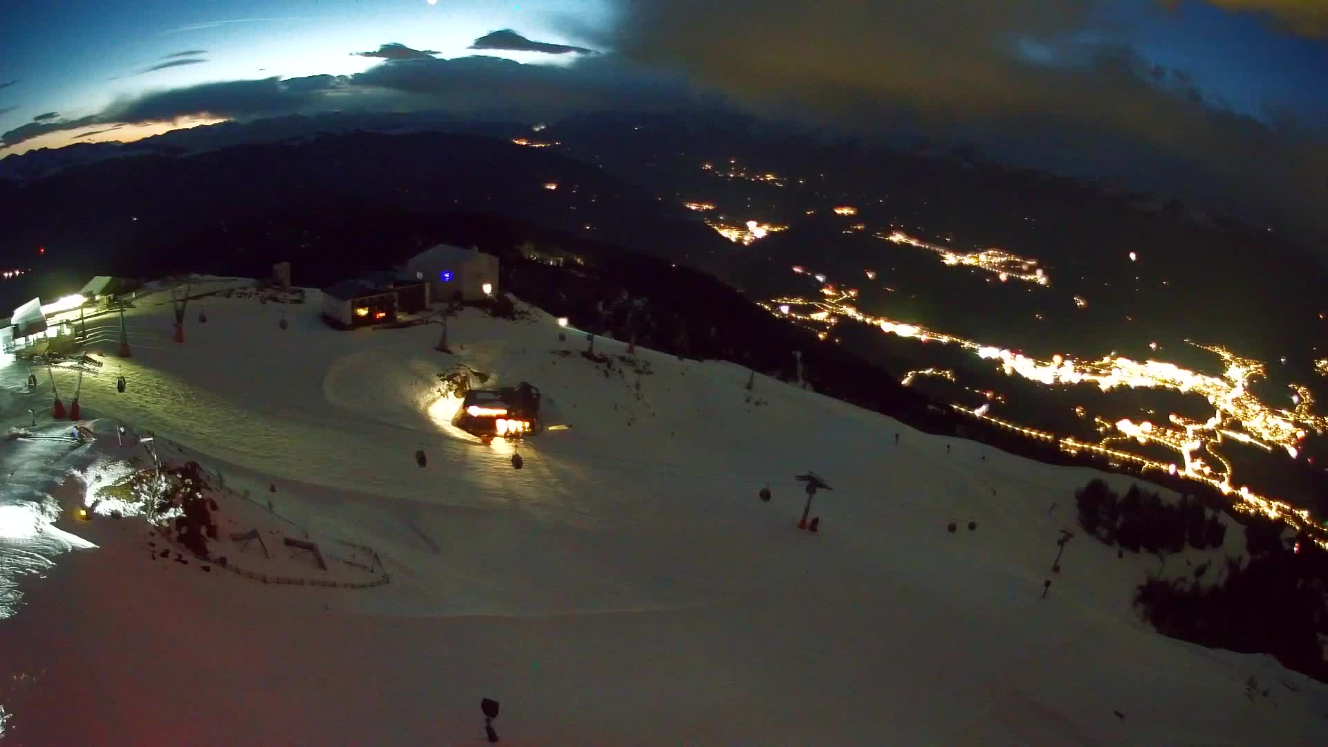 Smučišče Kronplatz – vrh | pogled na Bruneck