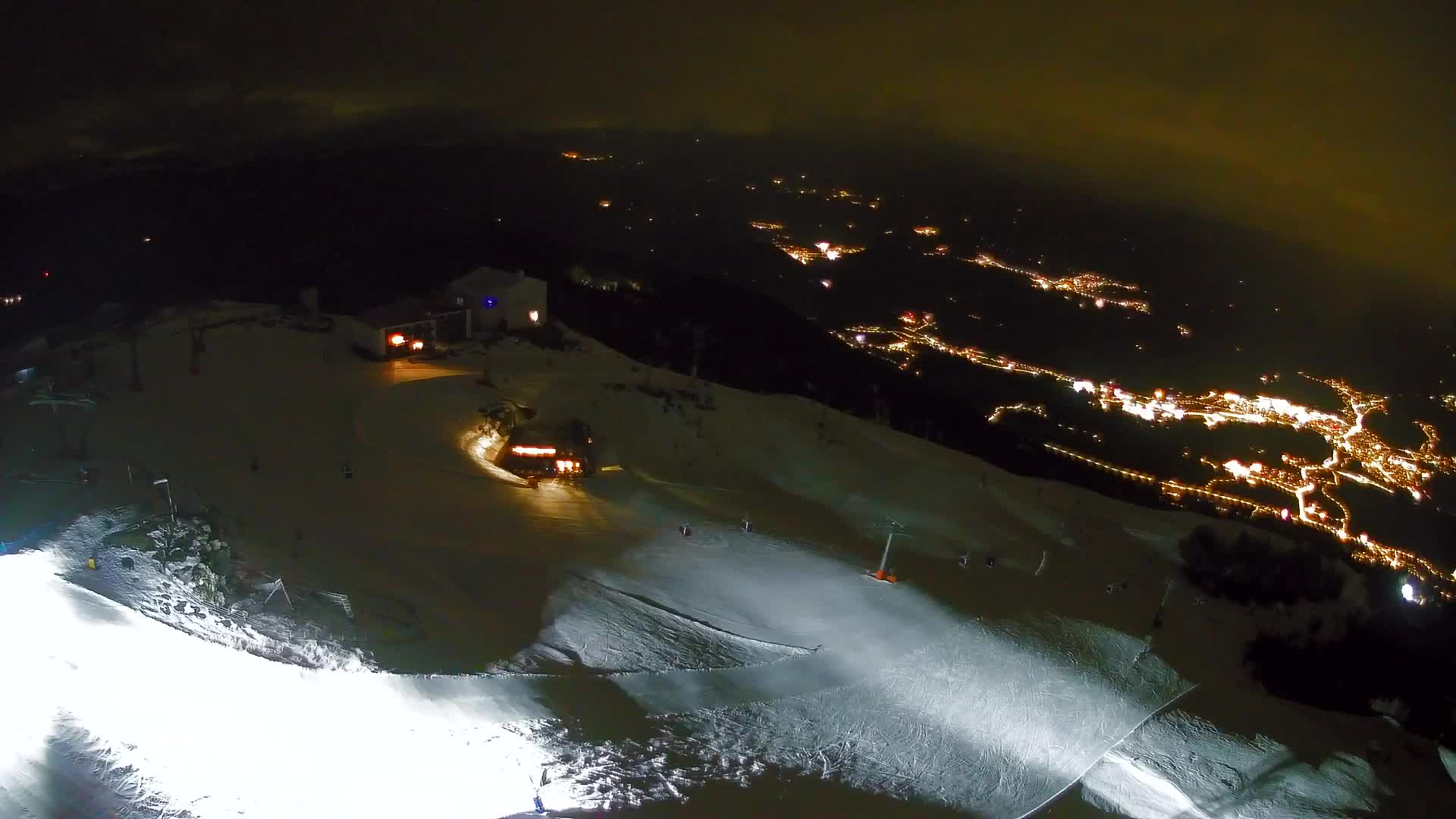 Skigebiet Kronplatz Gipfel | Blick auf Bruneck