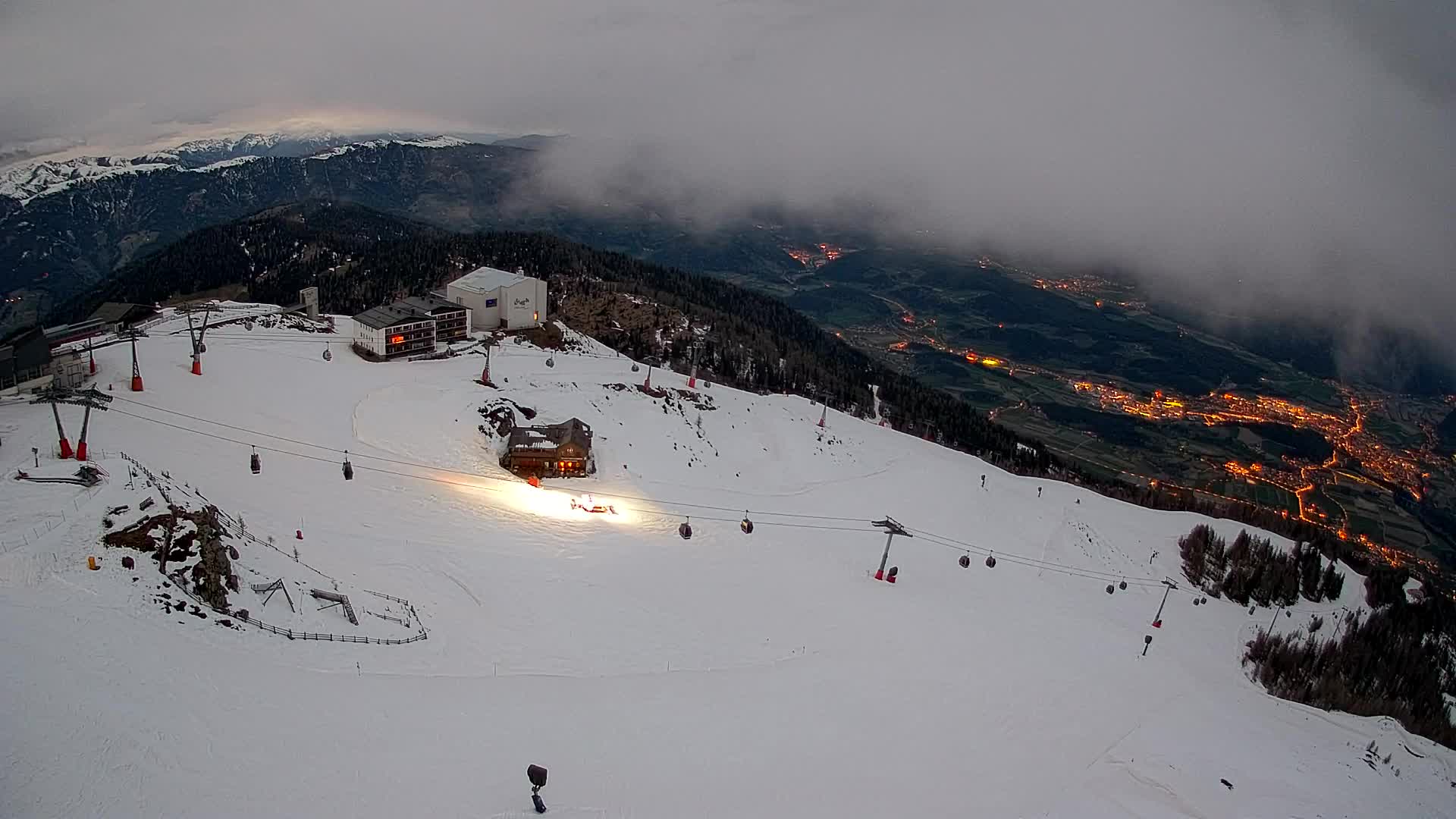 Smučišče Kronplatz – vrh | pogled na Bruneck