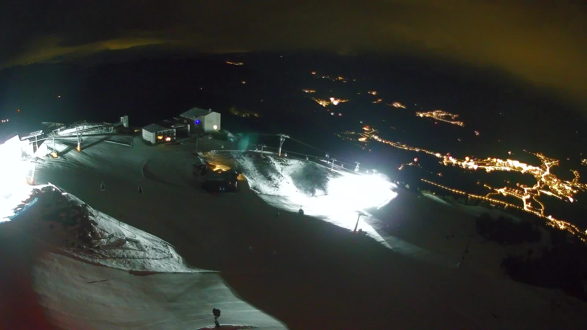 Skigebiet Kronplatz Gipfel | Blick auf Bruneck