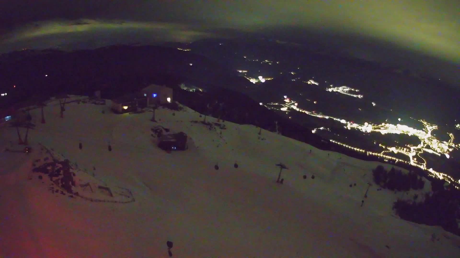 Kronplatz peak Ski resort | view to Bruneck
