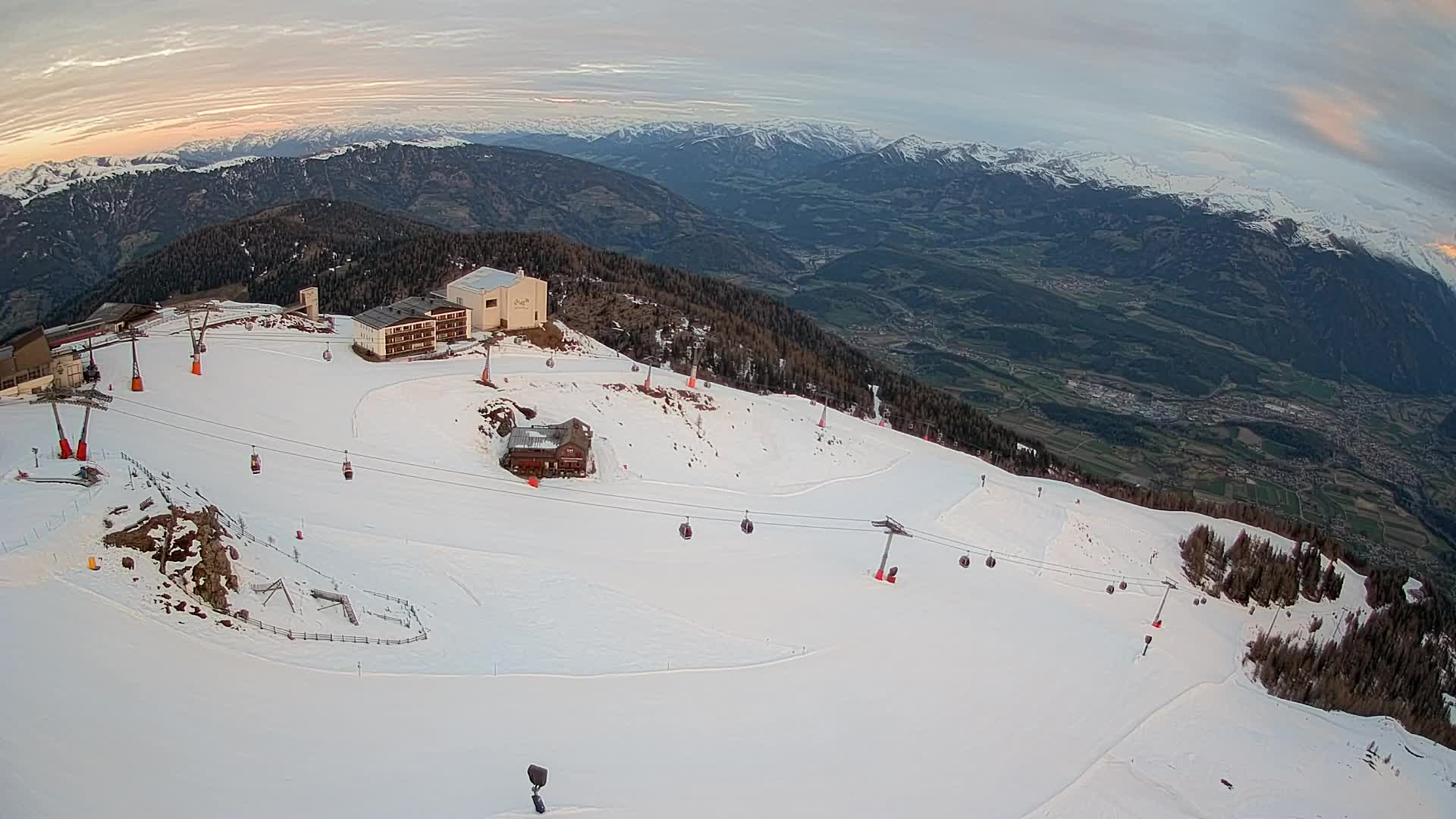 Skijalište Kronplatz – vrh | pogled na Bruneck