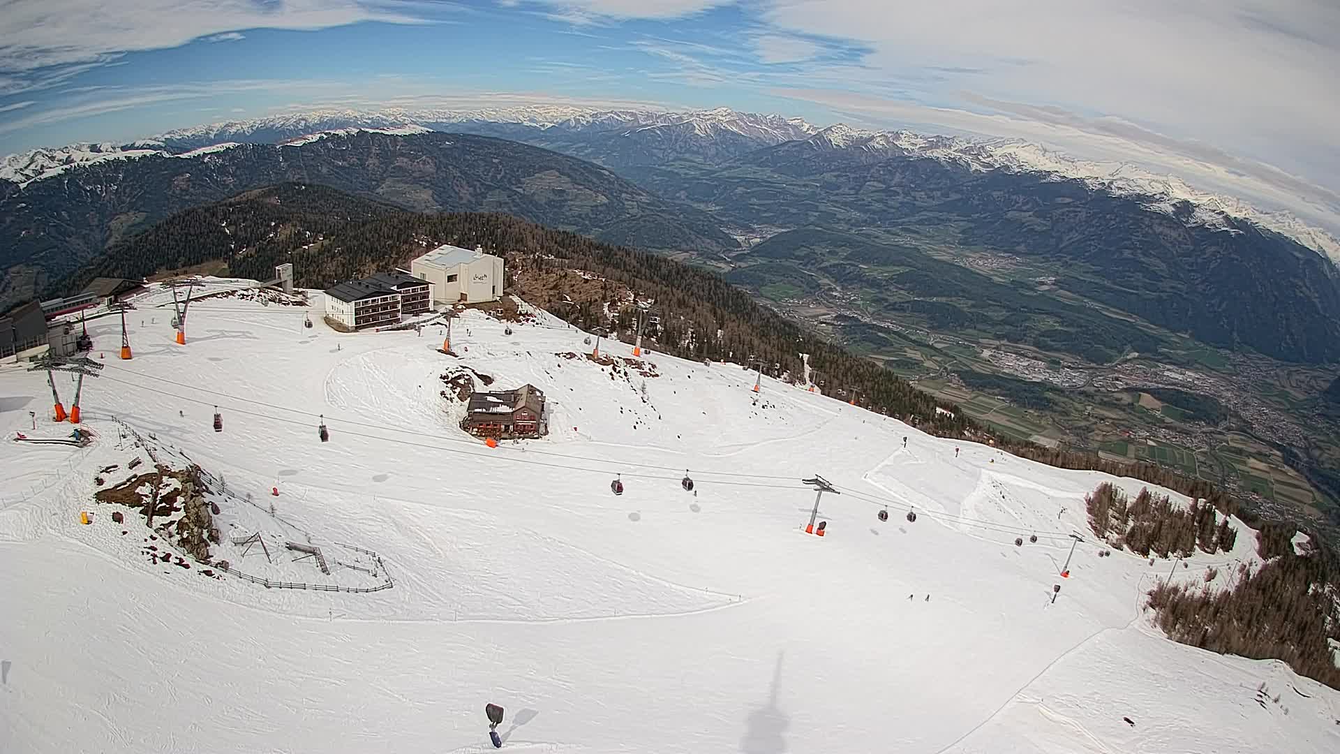 Skigebiet Kronplatz Gipfel | Blick auf Bruneck
