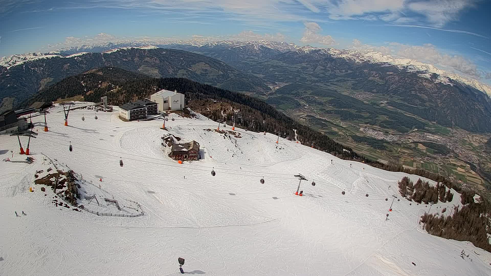 Station de ski Kronplatz sommet | vue sur Brunico