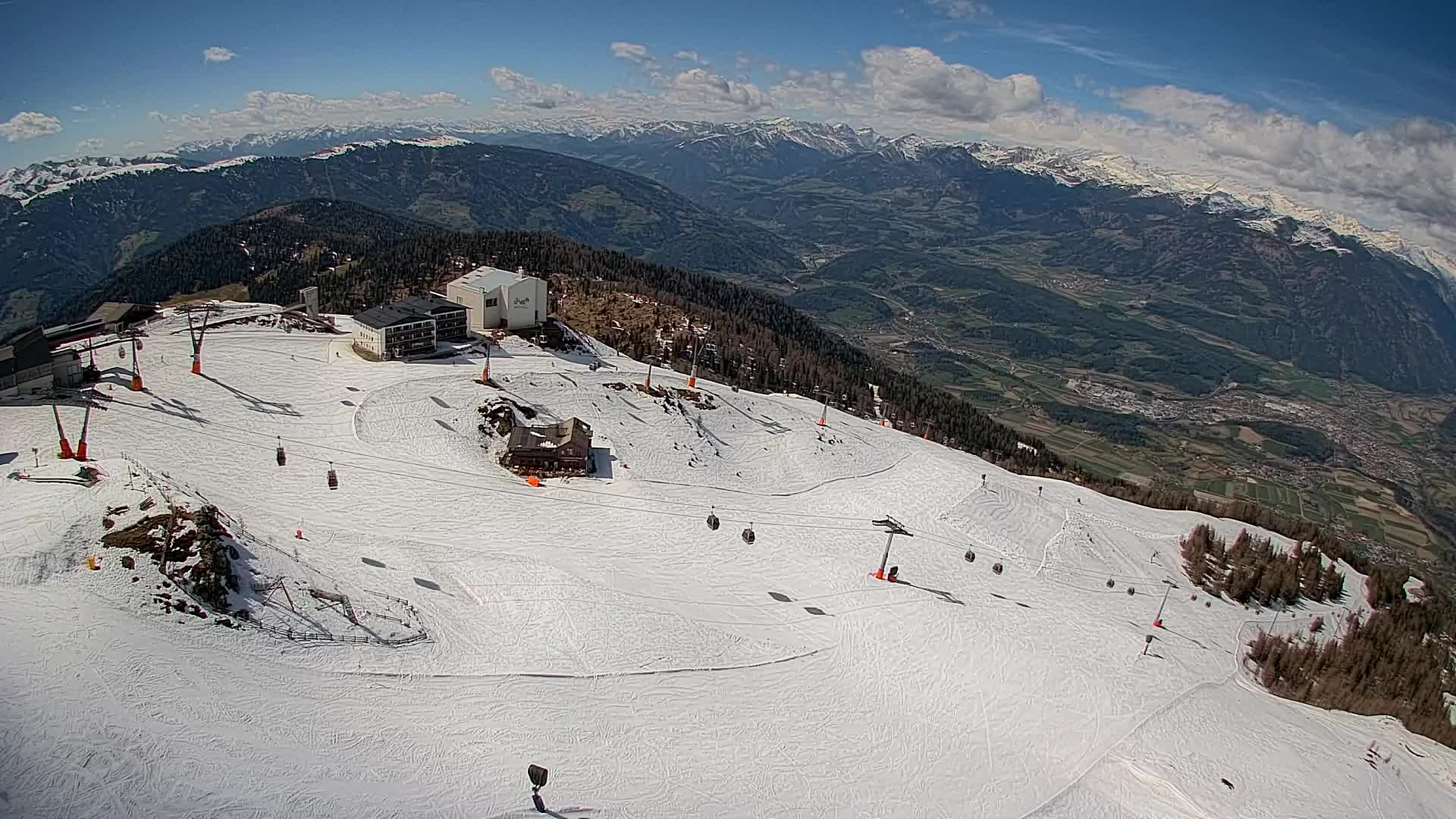 Station de ski Kronplatz sommet | vue sur Brunico