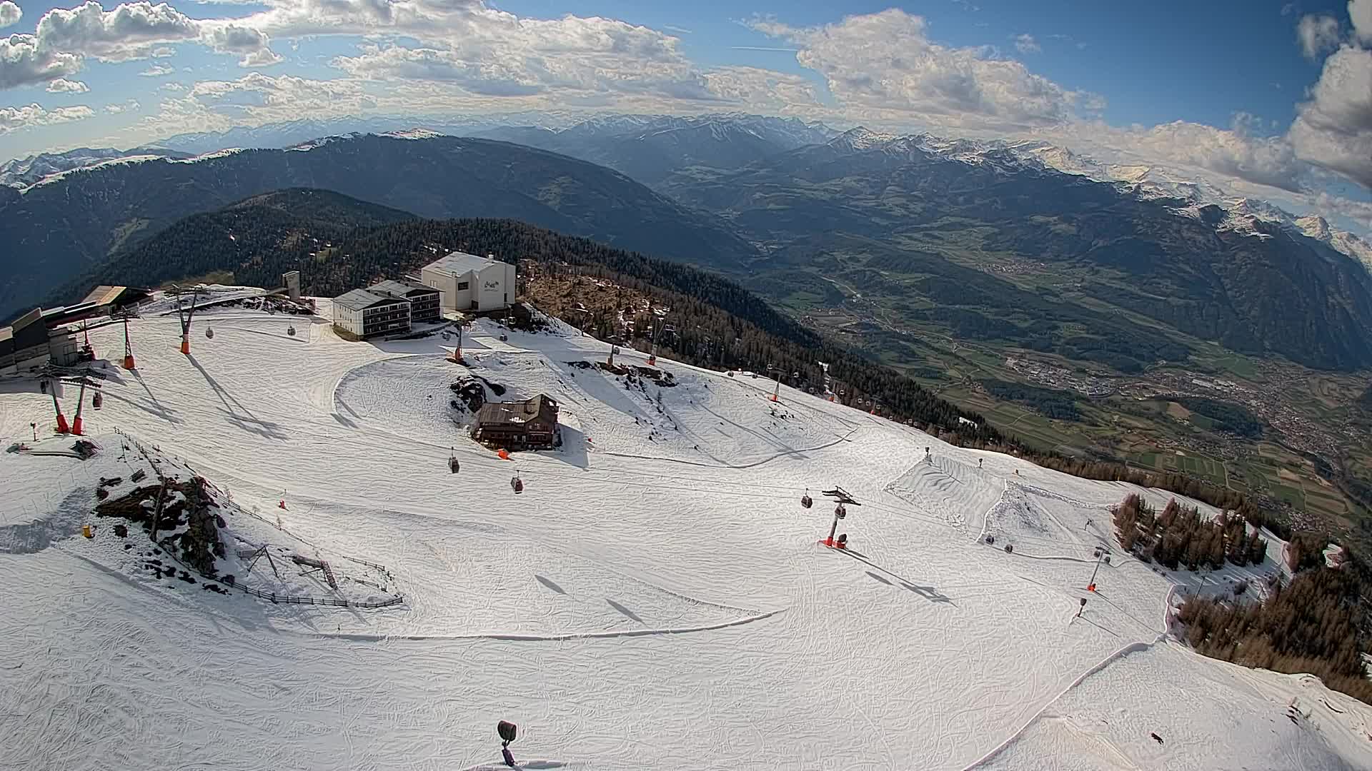 Kronplatz peak Ski resort | view to Bruneck