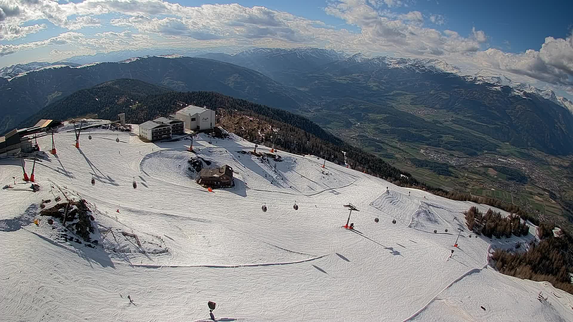 Kronplatz peak Ski resort | view to Bruneck