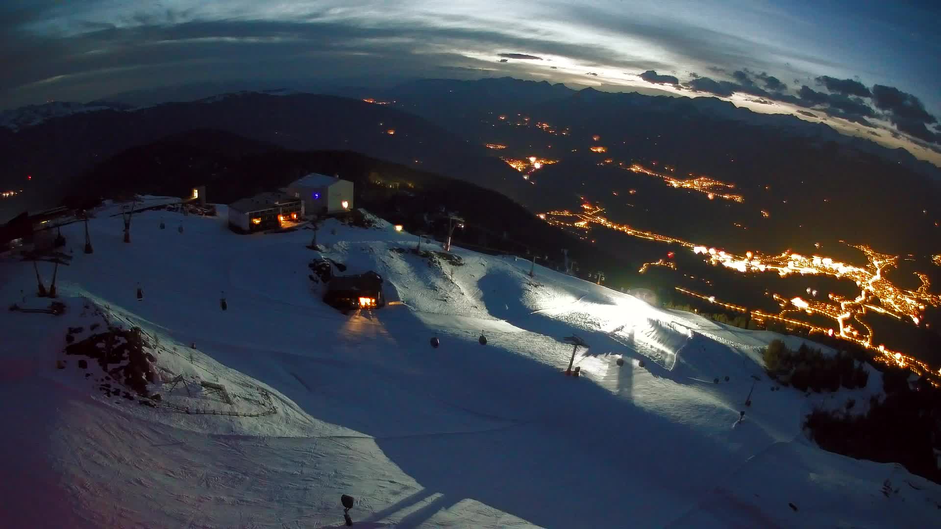 Smučišče Kronplatz – vrh | pogled na Bruneck