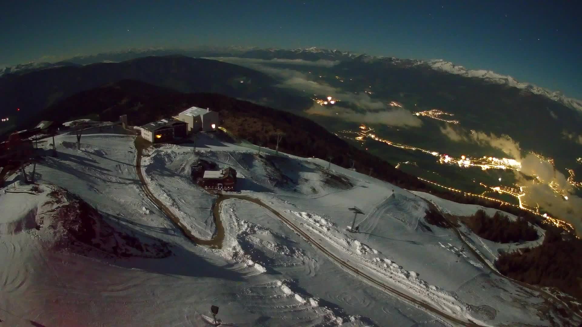 Stazione sciistica di Plan de Corones | vista su Brunico