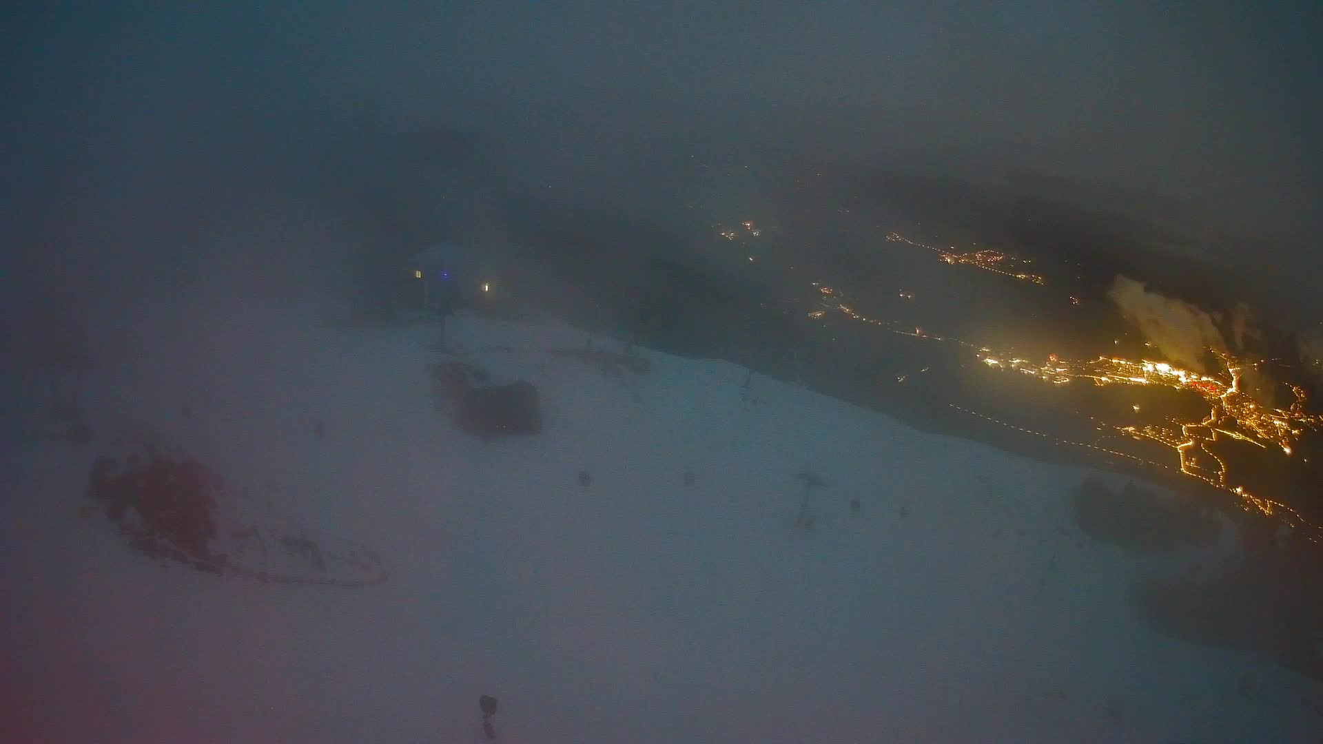 Cima estación de esquí Kronplatz | vista hacia Brunico