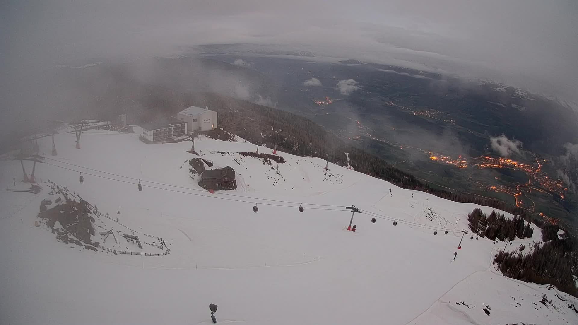 Station de ski Kronplatz sommet | vue sur Brunico