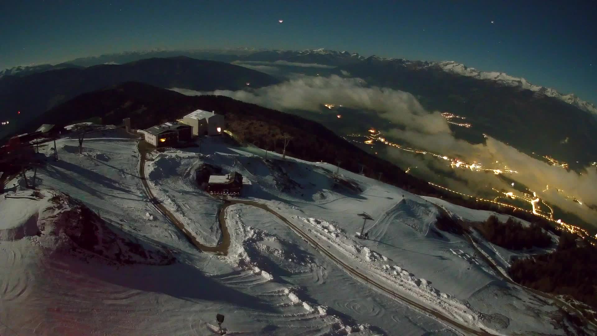 Skigebiet Kronplatz Gipfel | Blick auf Bruneck