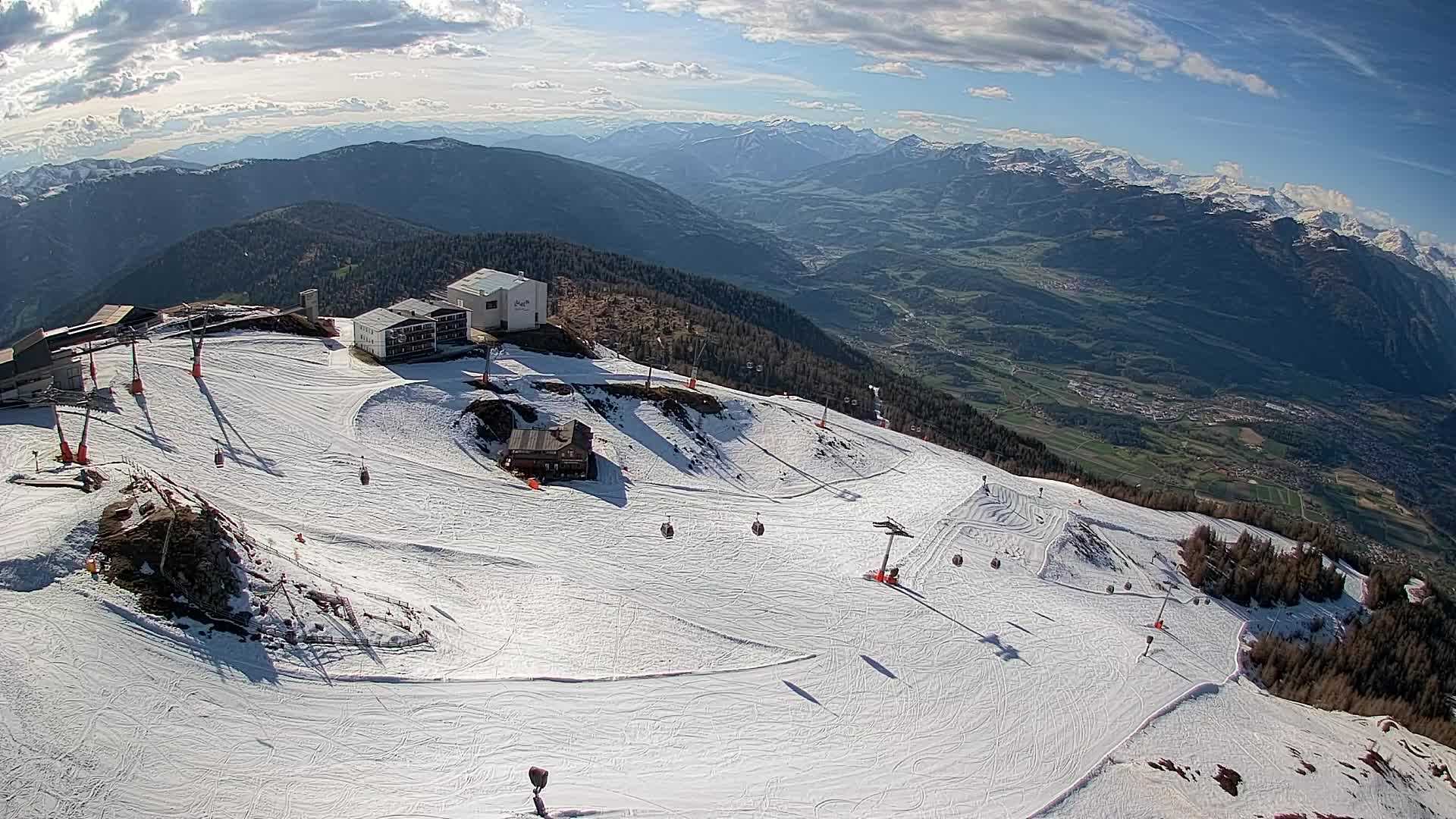 Station de ski Kronplatz sommet | vue sur Brunico