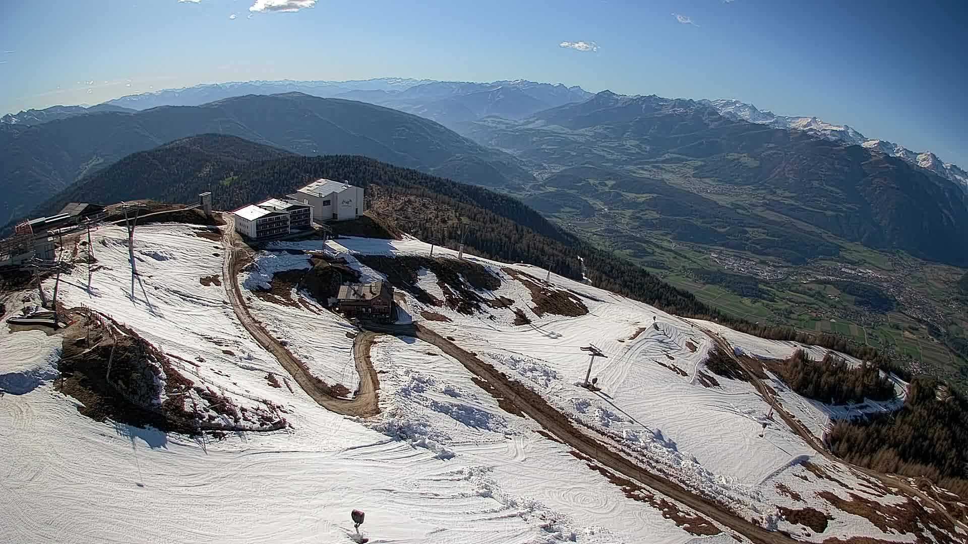 Kronplatz peak Ski resort | view to Bruneck