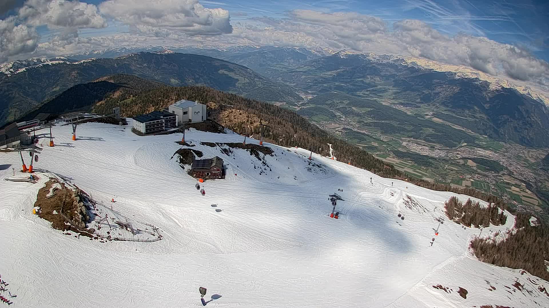 Skigebiet Kronplatz Gipfel | Blick auf Bruneck