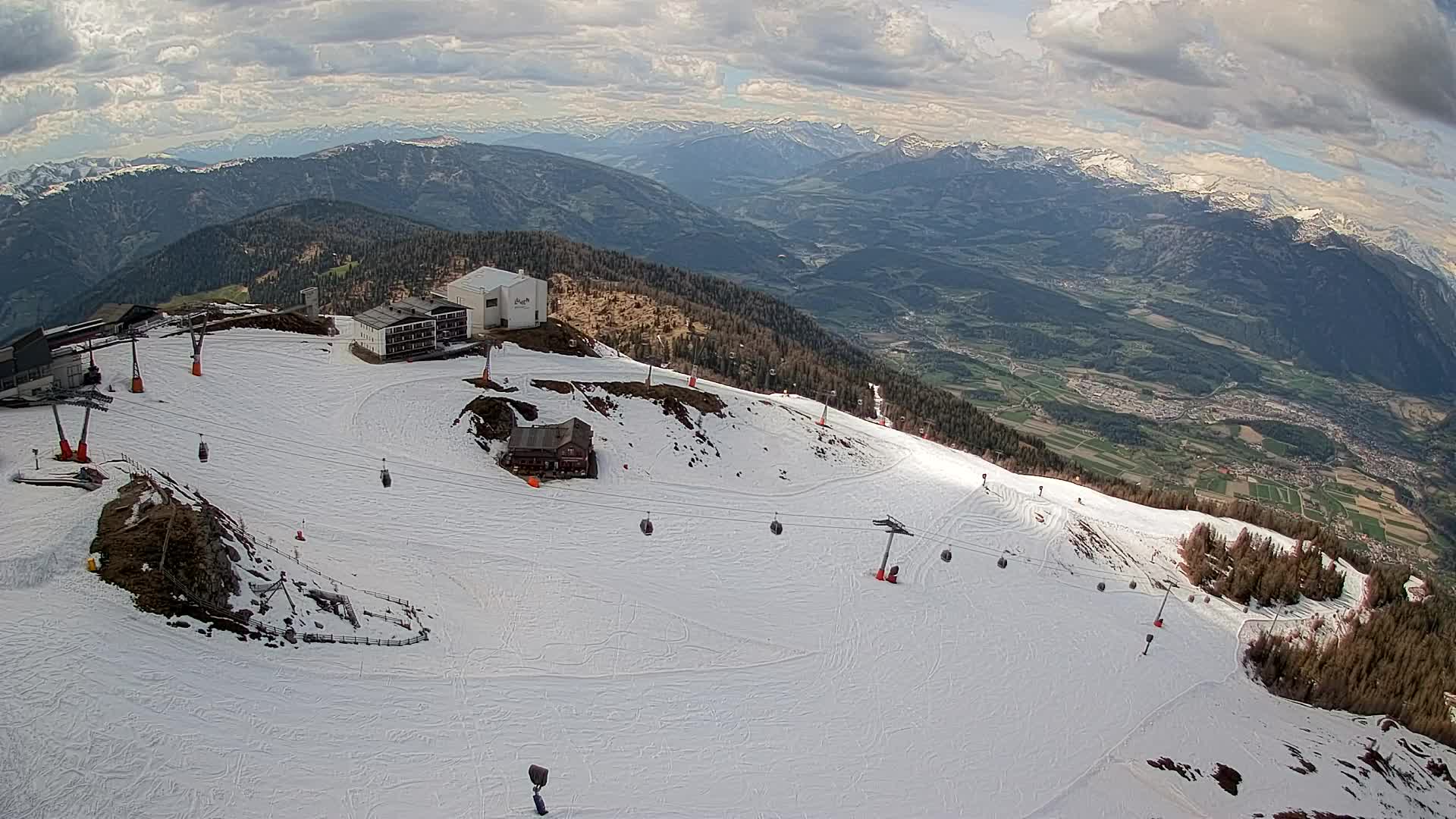 Skigebiet Kronplatz Gipfel | Blick auf Bruneck