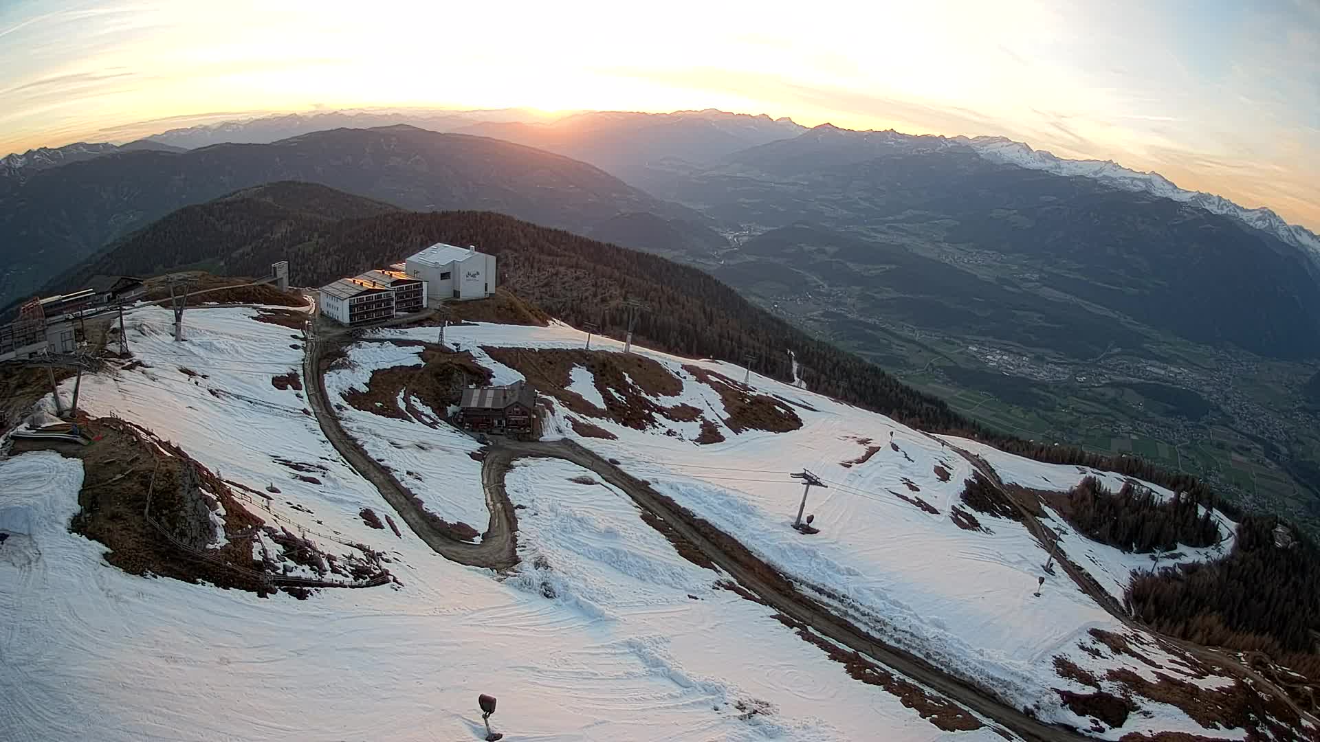 Station de ski Kronplatz sommet | vue sur Brunico