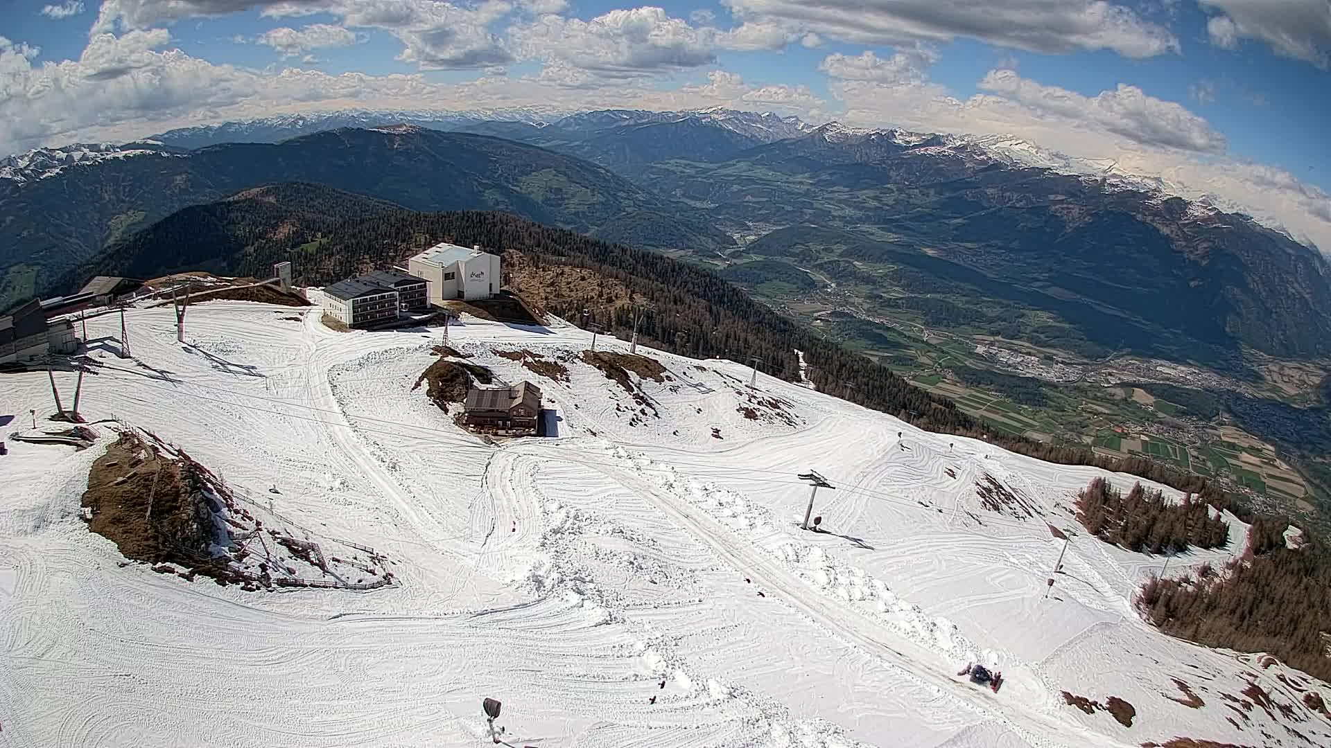 Stazione sciistica di Plan de Corones | vista su Brunico