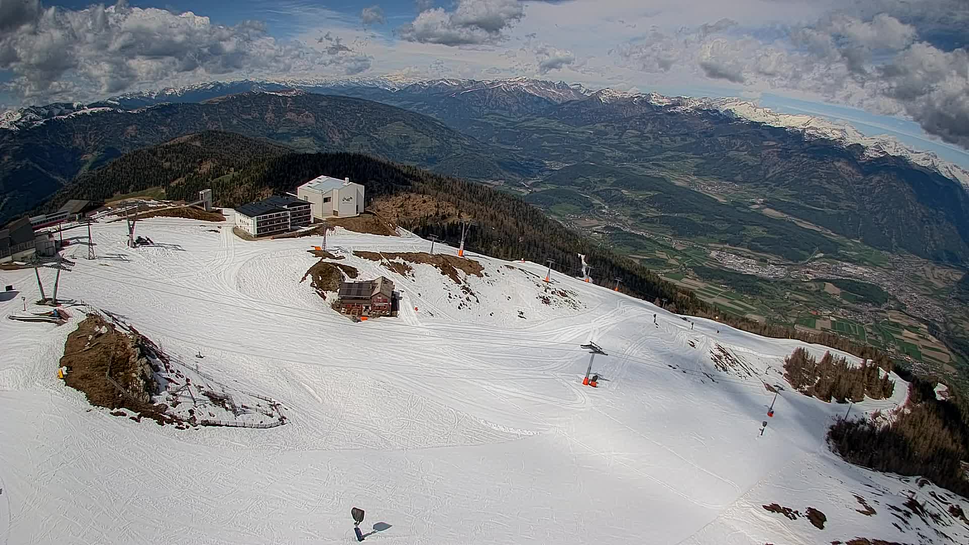 Skigebiet Kronplatz Gipfel | Blick auf Bruneck