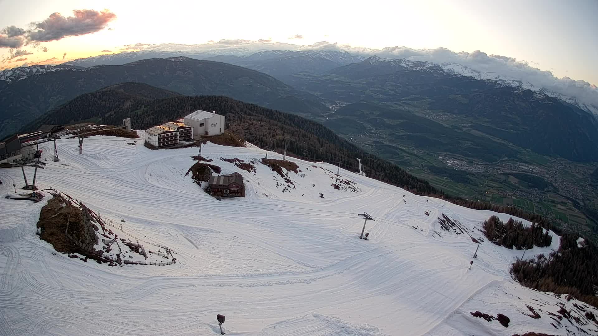 Smučišče Kronplatz – vrh | pogled na Bruneck