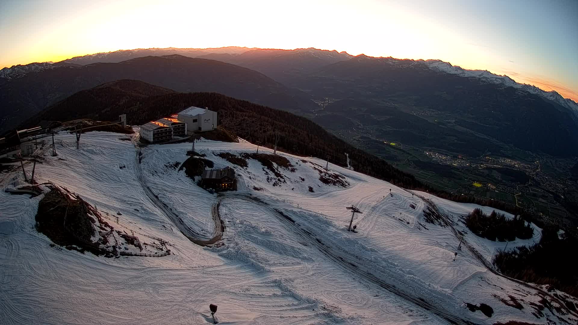 Station de ski Kronplatz sommet | vue sur Brunico