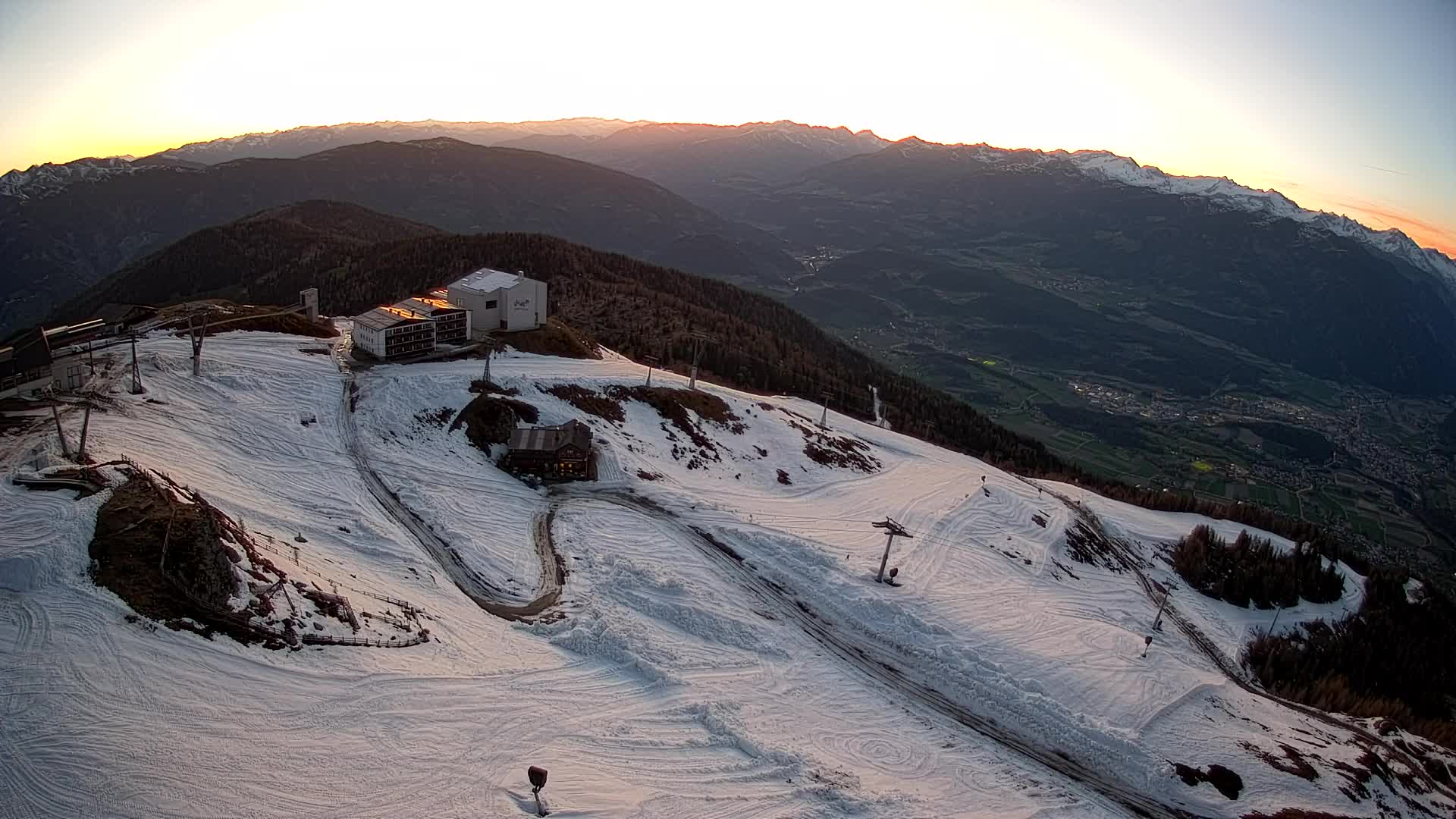 Smučišče Kronplatz – vrh | pogled na Bruneck