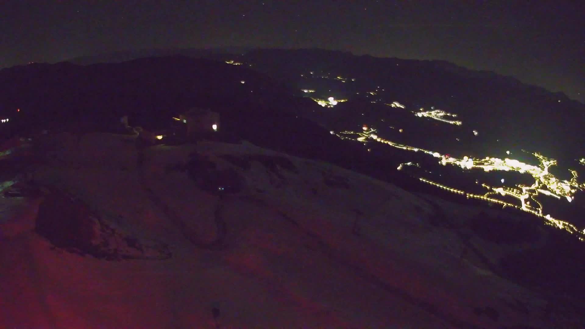 Kronplatz peak Ski resort | view to Bruneck