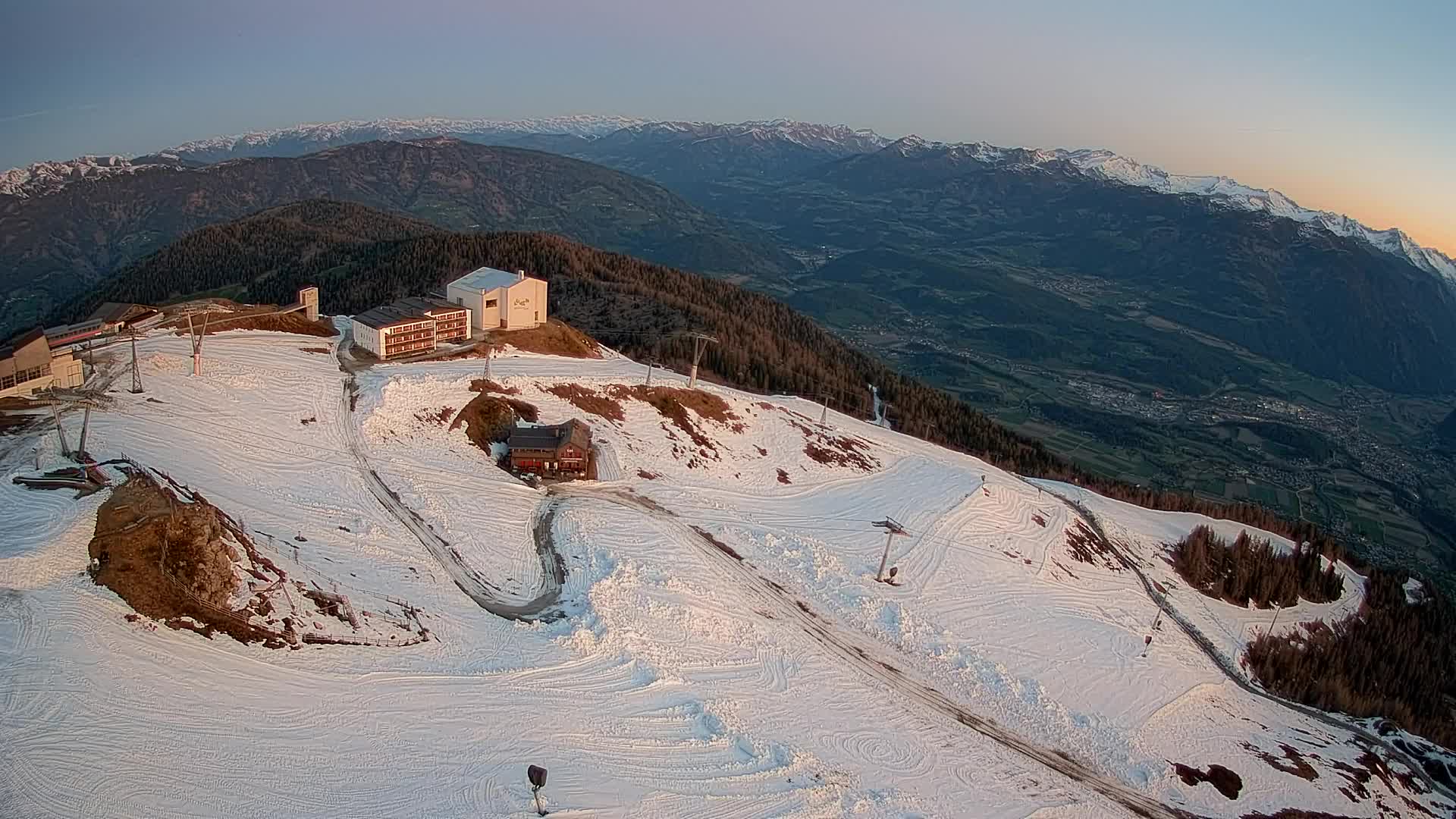 Smučišče Kronplatz – vrh | pogled na Bruneck