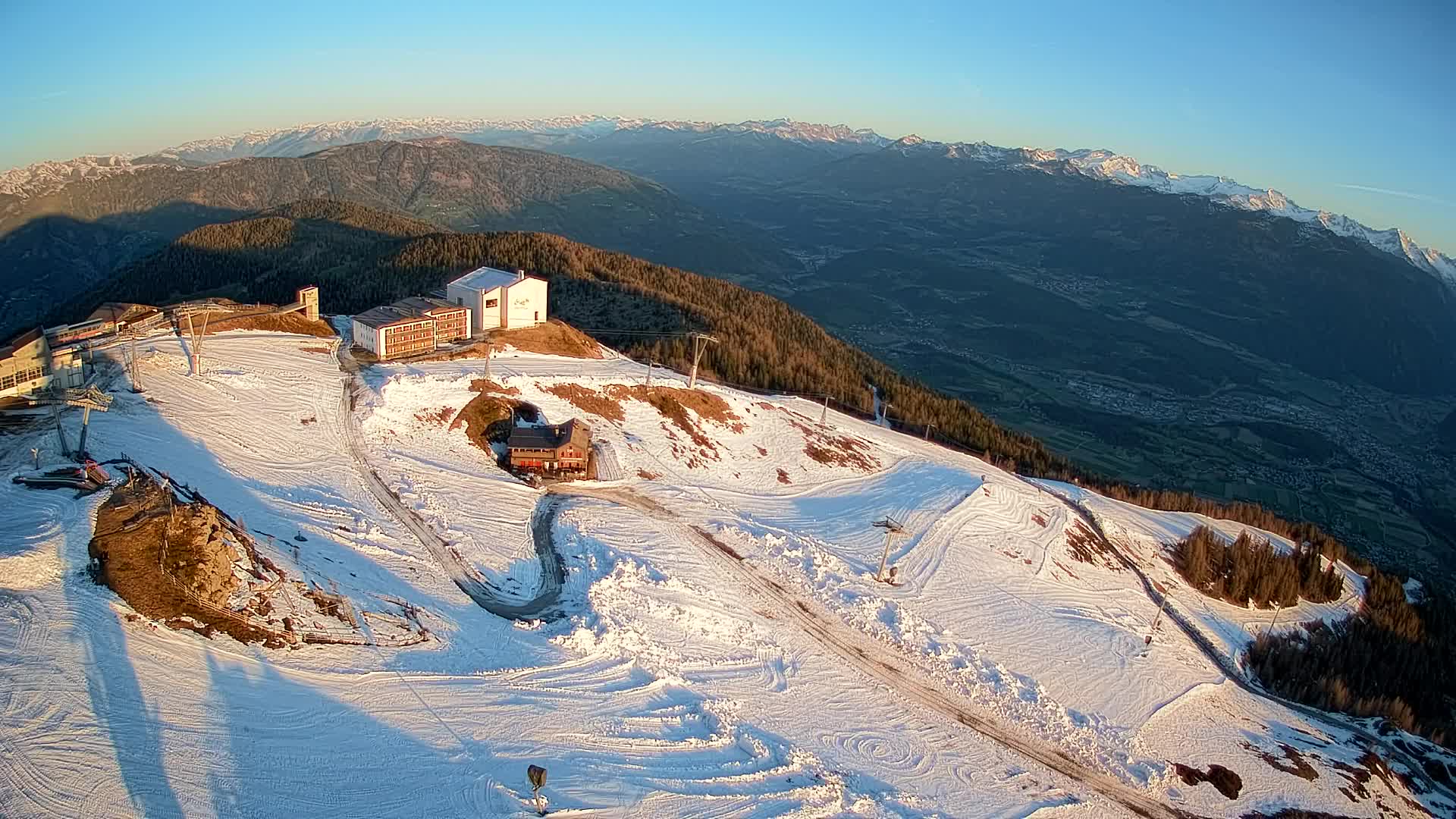 Smučišče Kronplatz – vrh | pogled na Bruneck