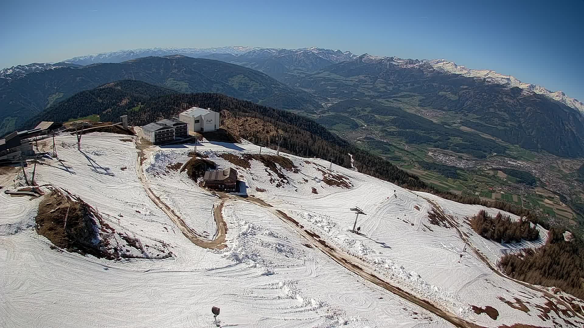 Kronplatz peak Ski resort | view to Bruneck