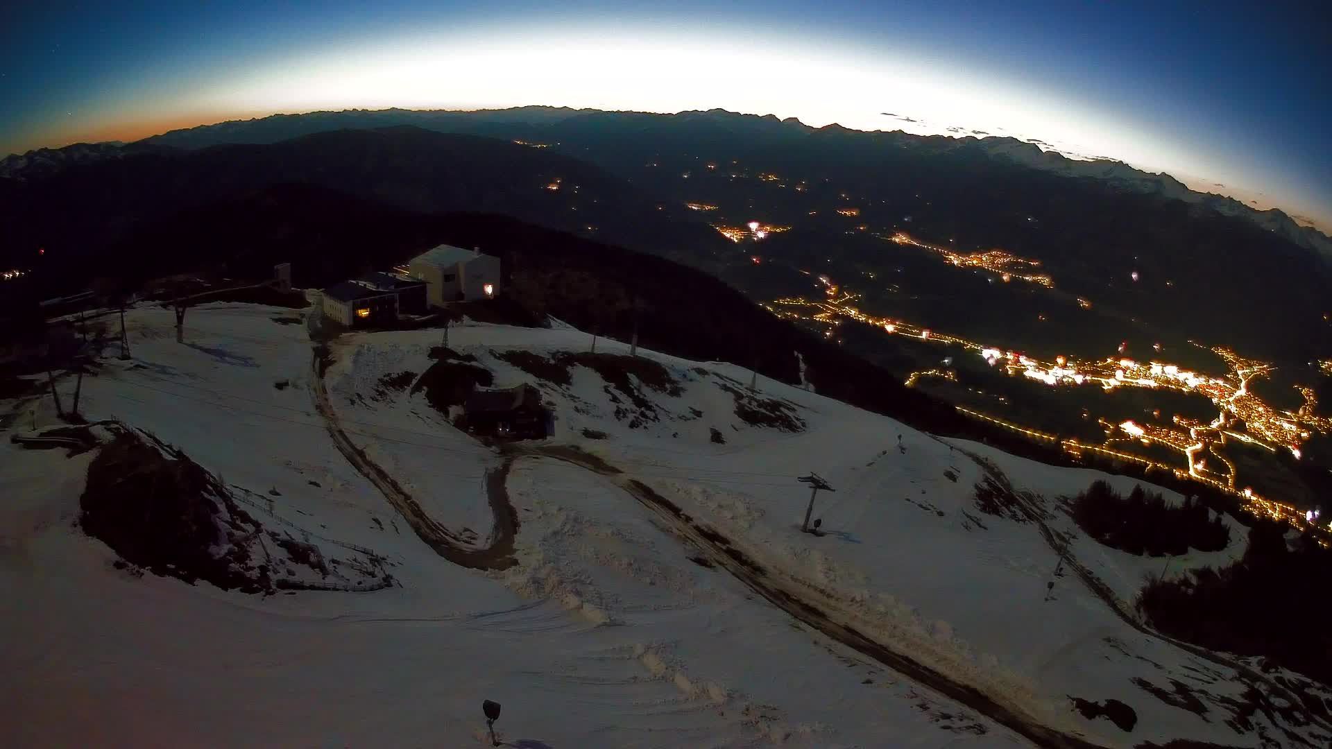 Stazione sciistica di Plan de Corones | vista su Brunico