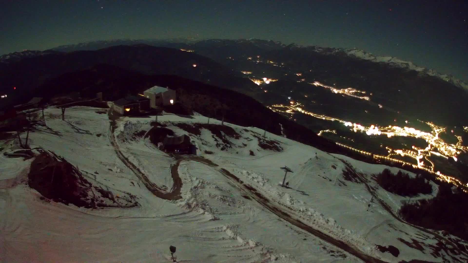 Stazione sciistica di Plan de Corones | vista su Brunico