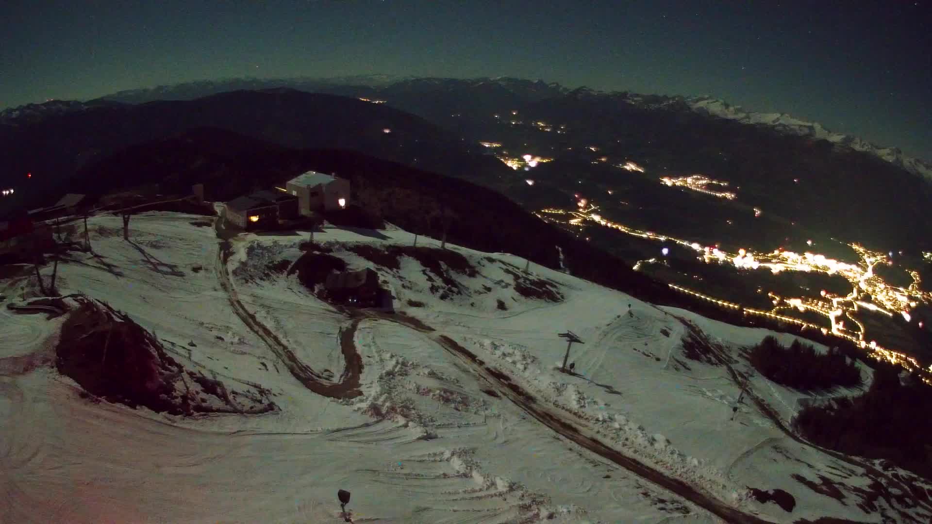Skigebiet Kronplatz Gipfel | Blick auf Bruneck