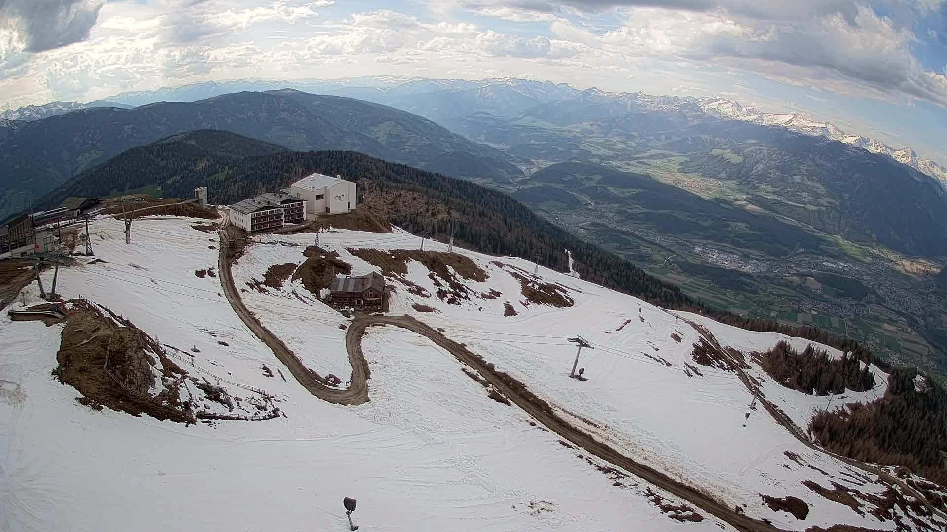 Skigebiet Kronplatz Gipfel | Blick auf Bruneck